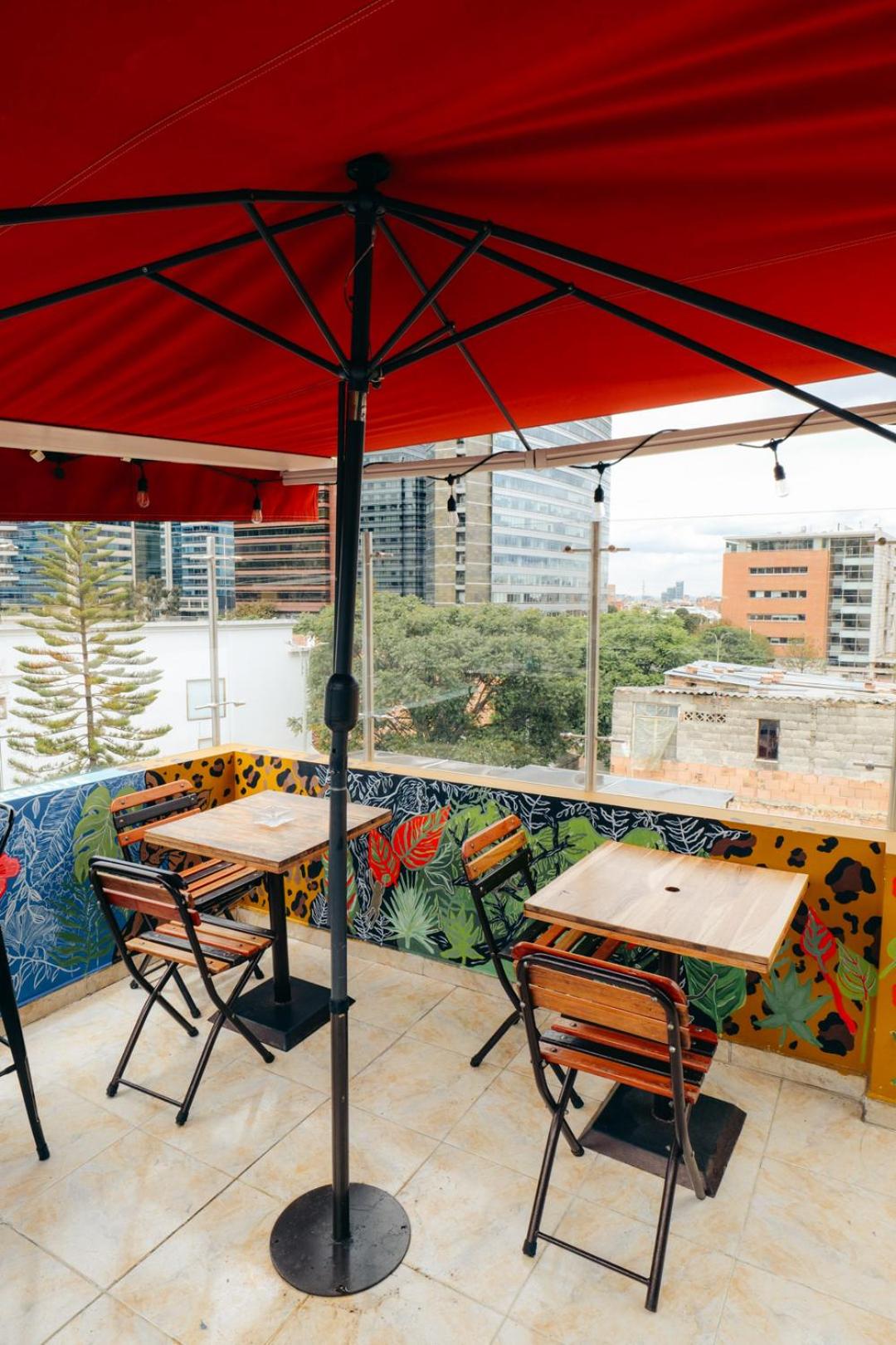 Usaquen Station Hostel - Property Image 60