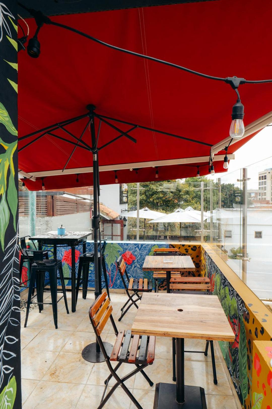 Usaquen Station Hostel - Property Image 61