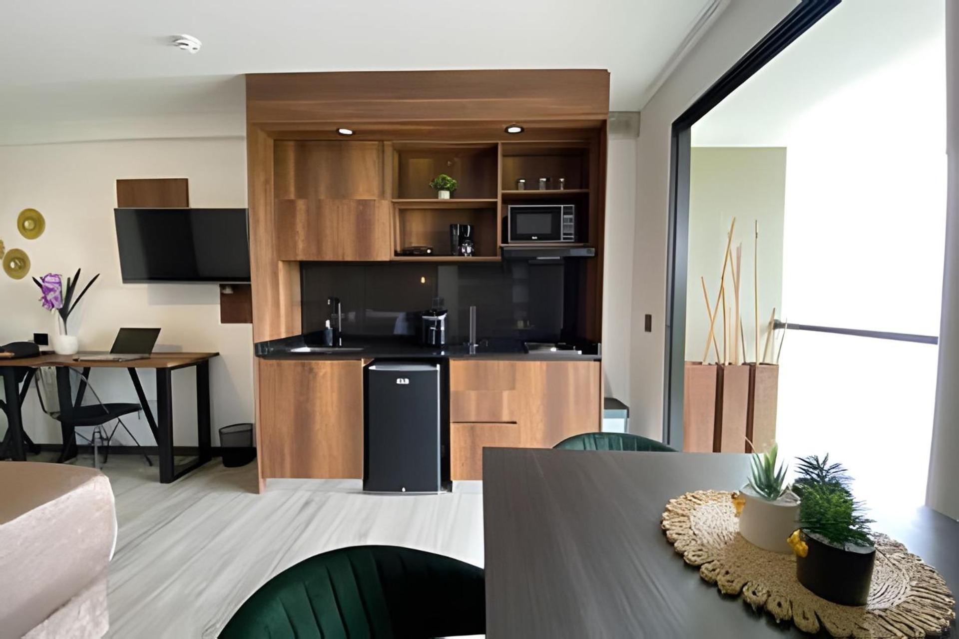 Epic Suites x Ahead