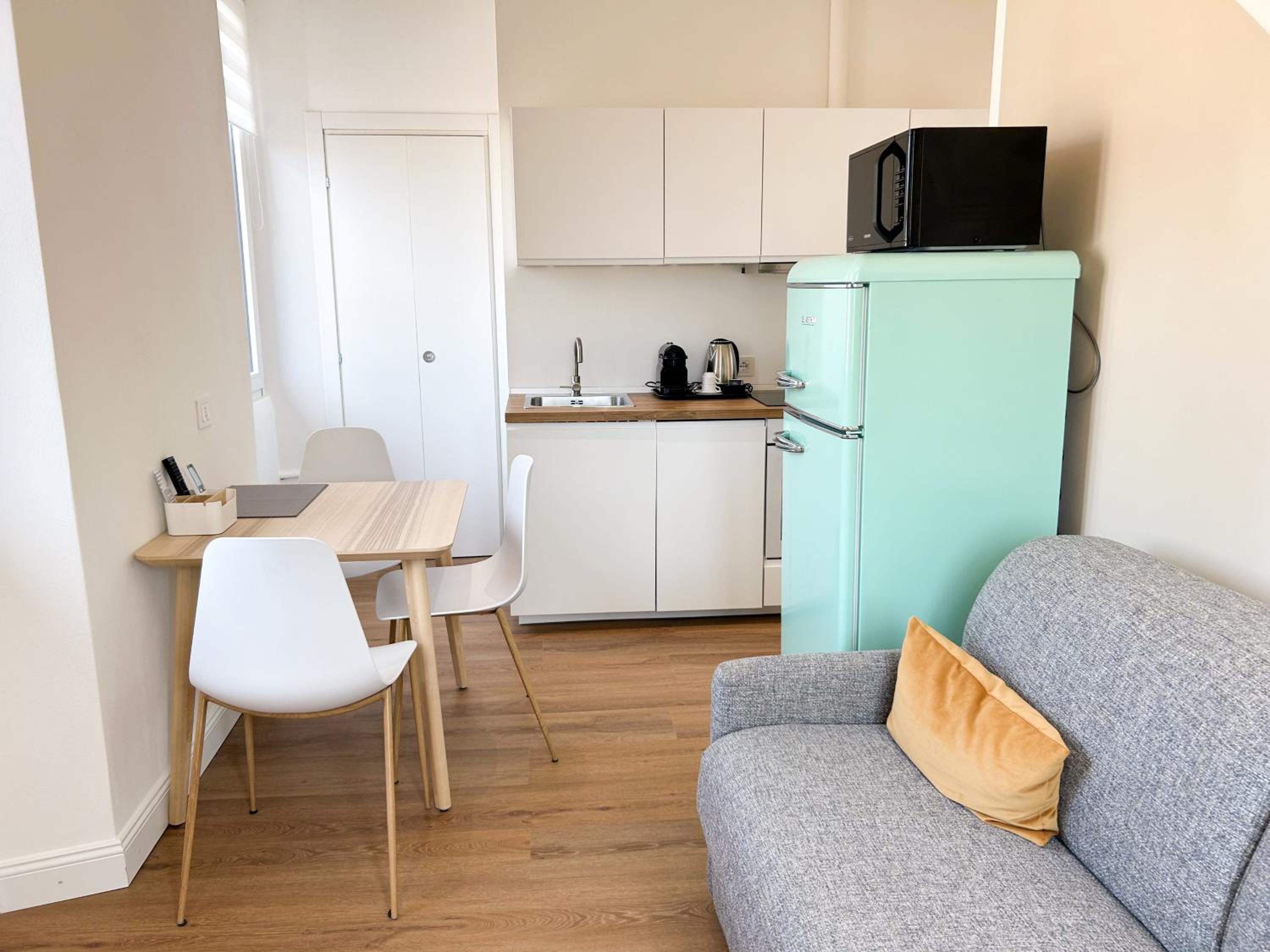 Dimore della Cisterna en Stresa — kitchen