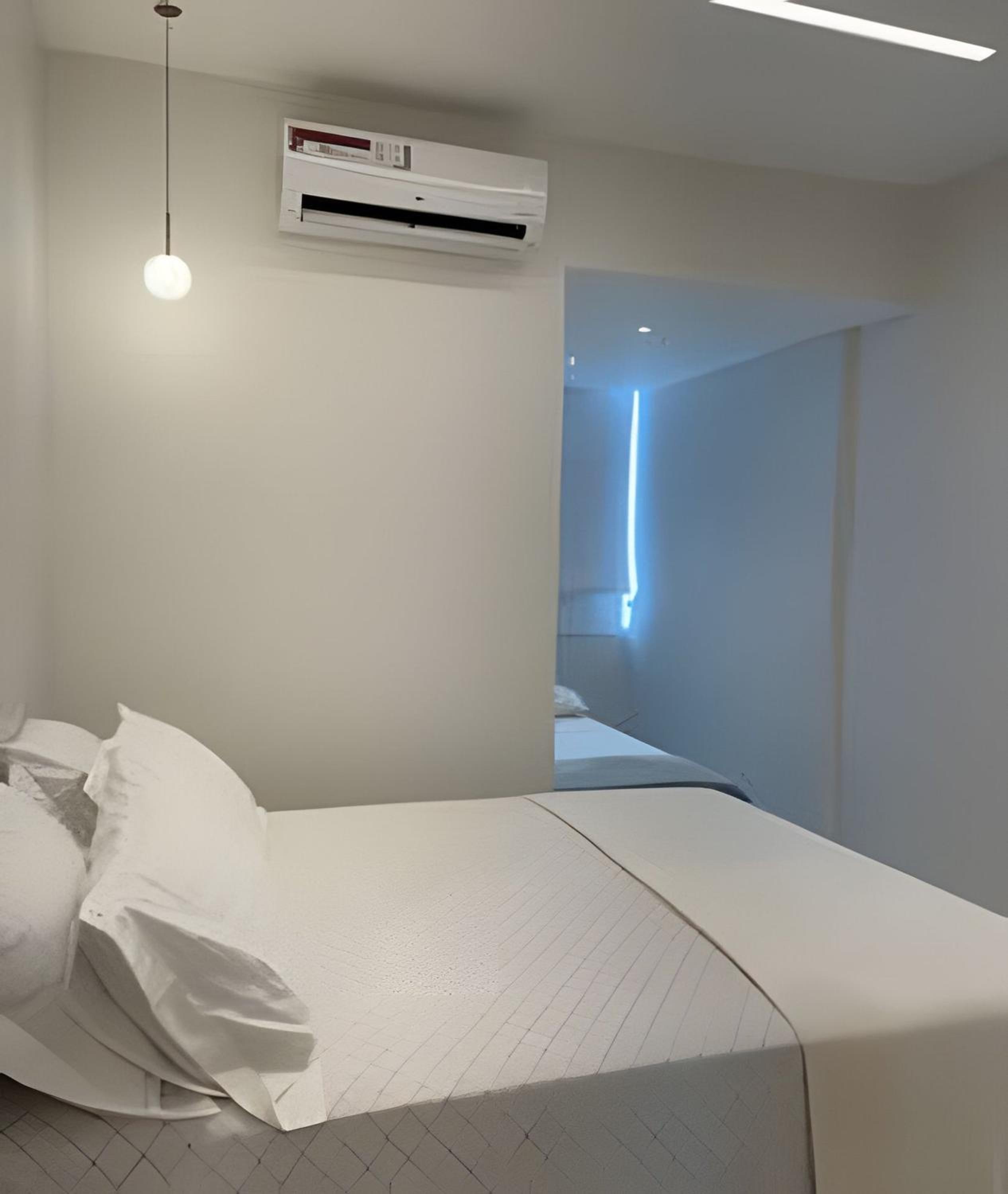 Wonderful 2 bedroom apartment in Copacabana, close to the beach