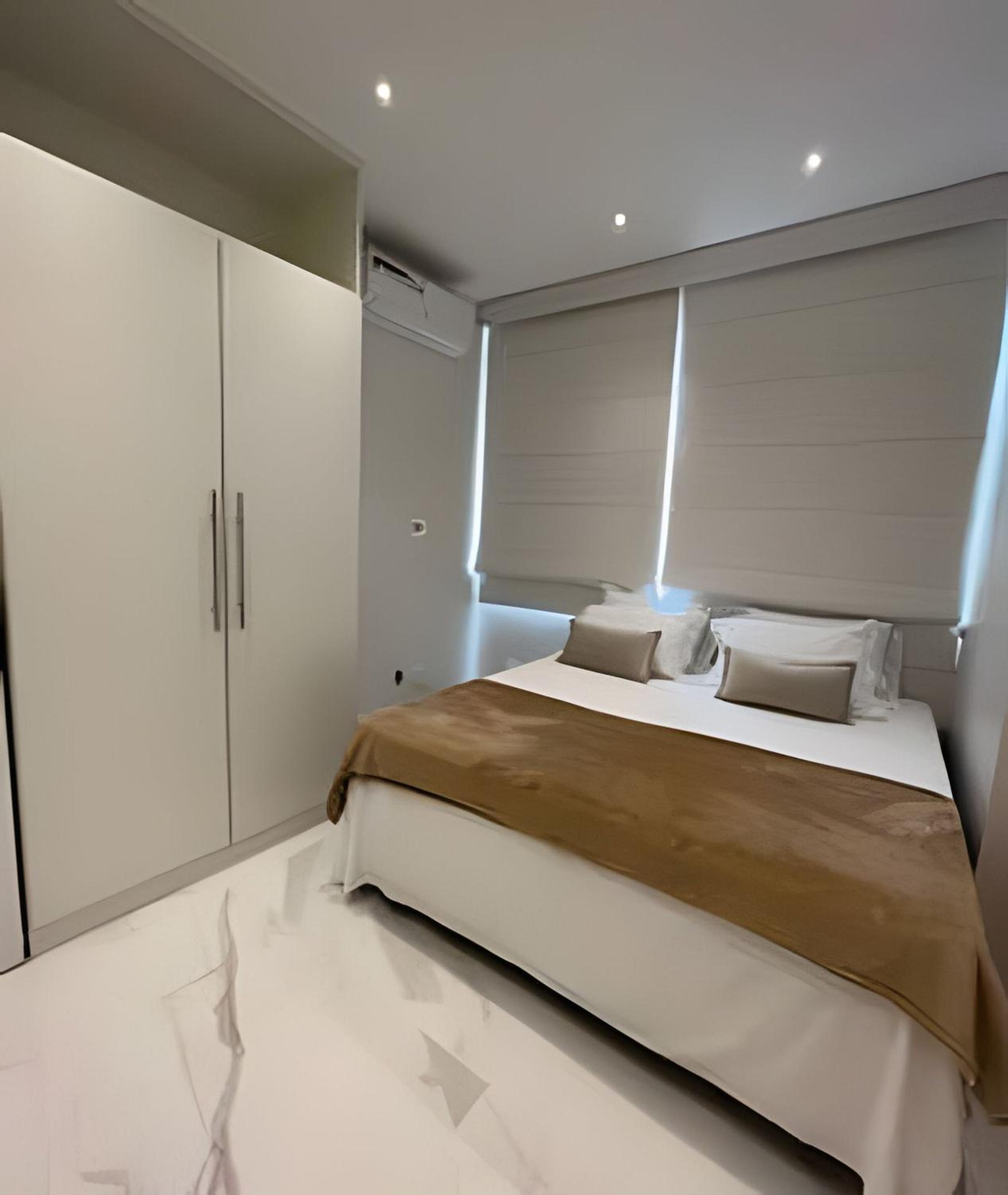 Wonderful 2 bedroom apartment in Copacabana, close to the beach