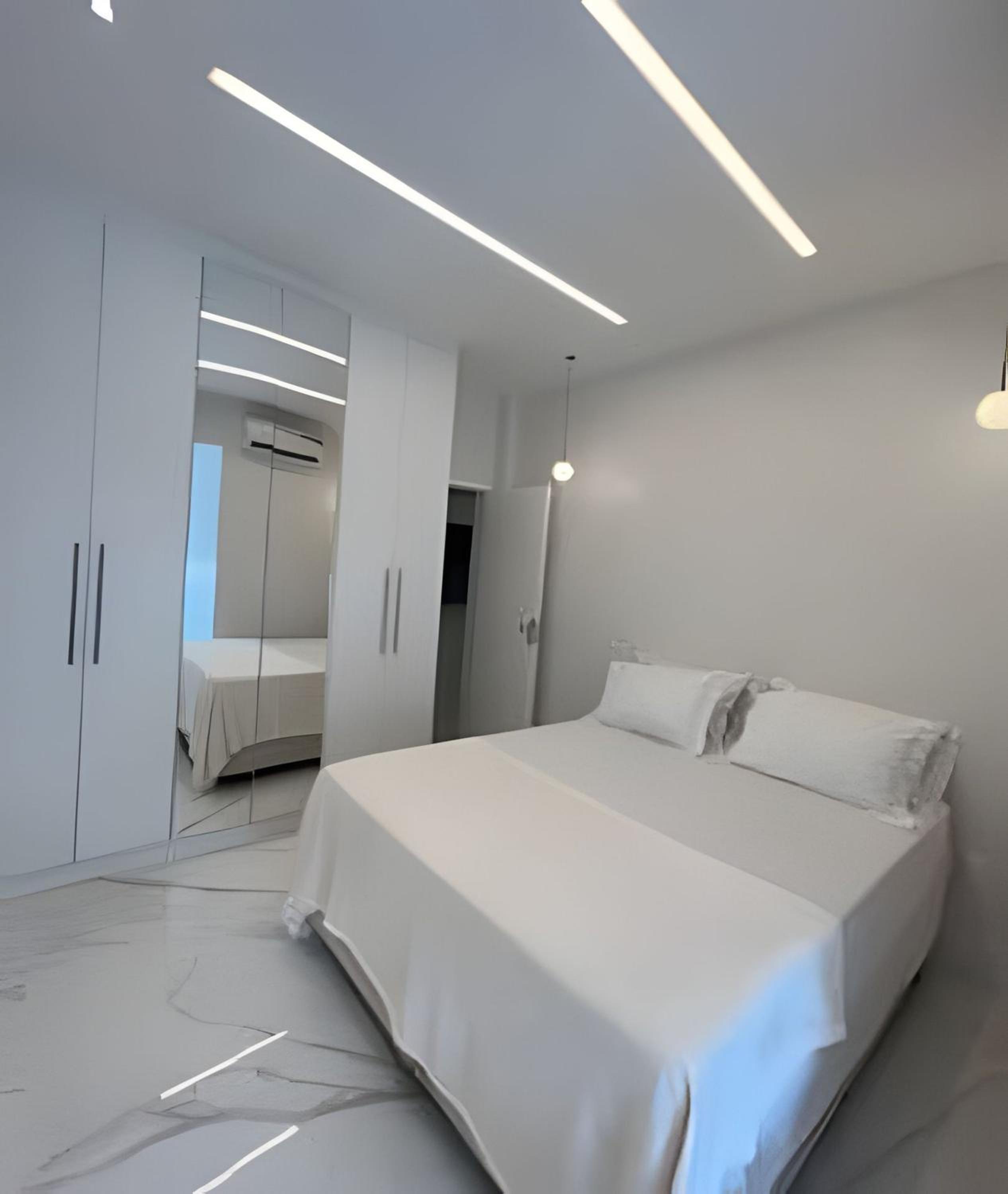 Wonderful 2 bedroom apartment in Copacabana, close to the beach