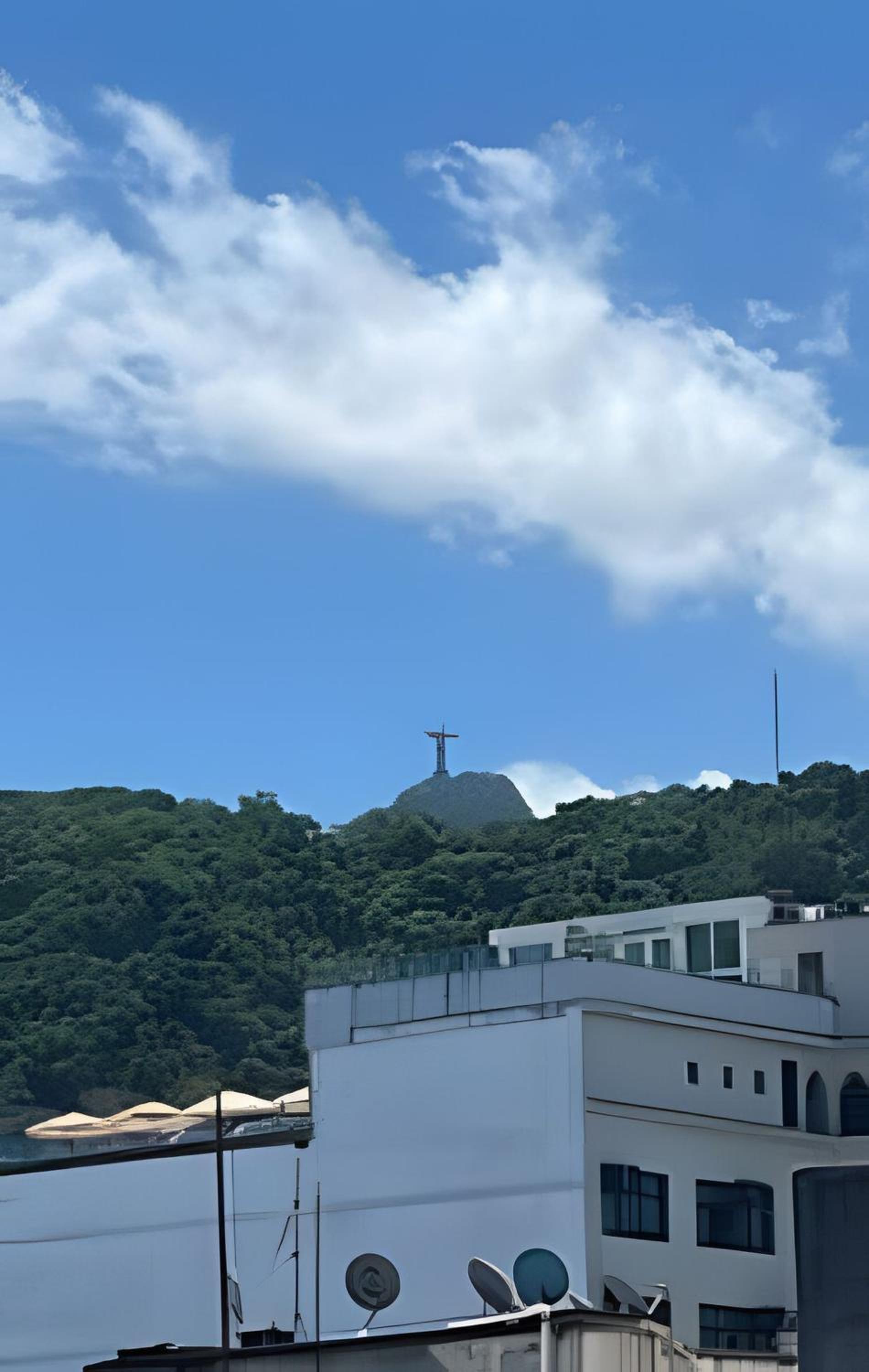Wonderful 2 bedroom apartment in Copacabana, close to the beach