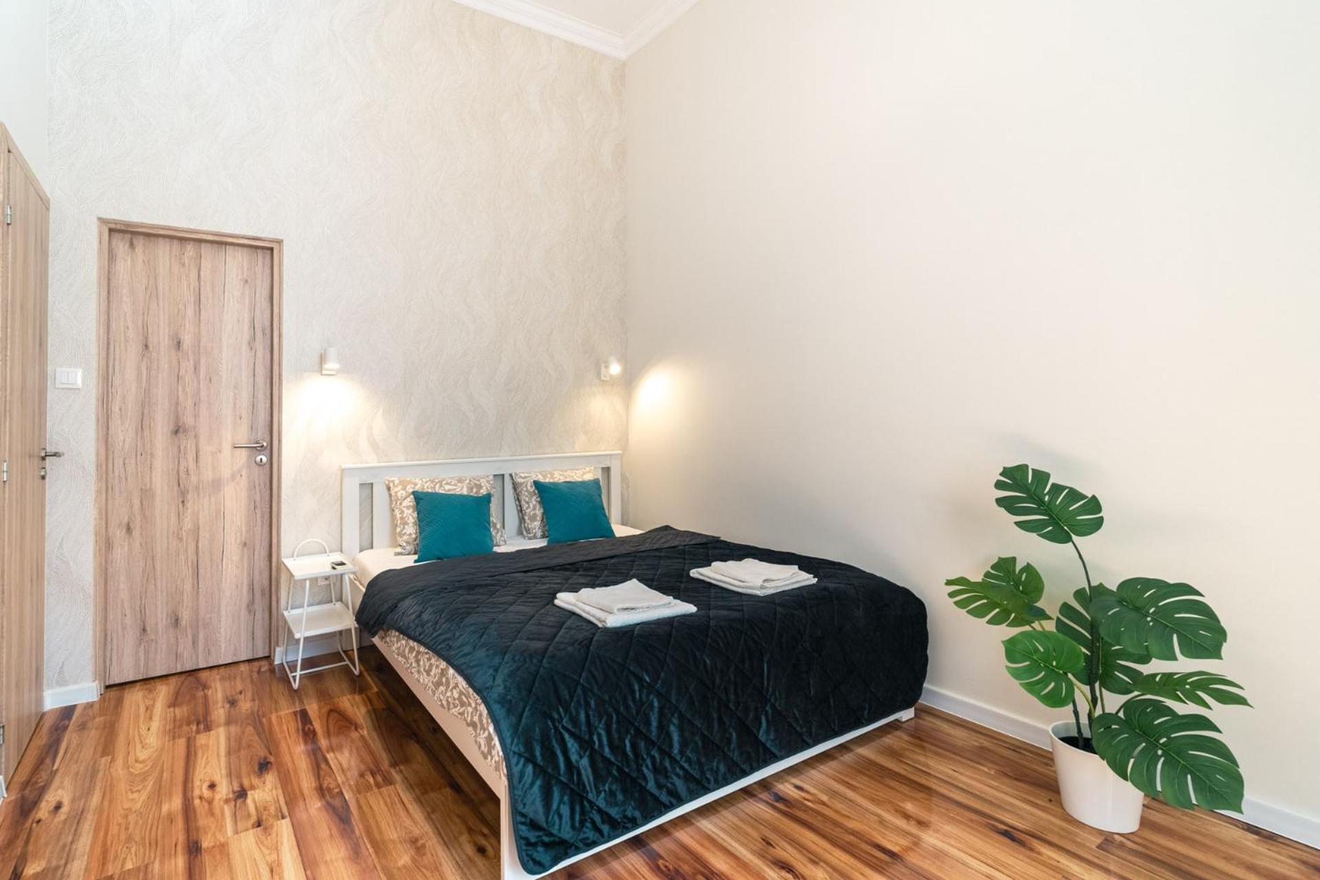 Exclusive Sauna-Equipped Residence near St Stephen's Basilica view 5
