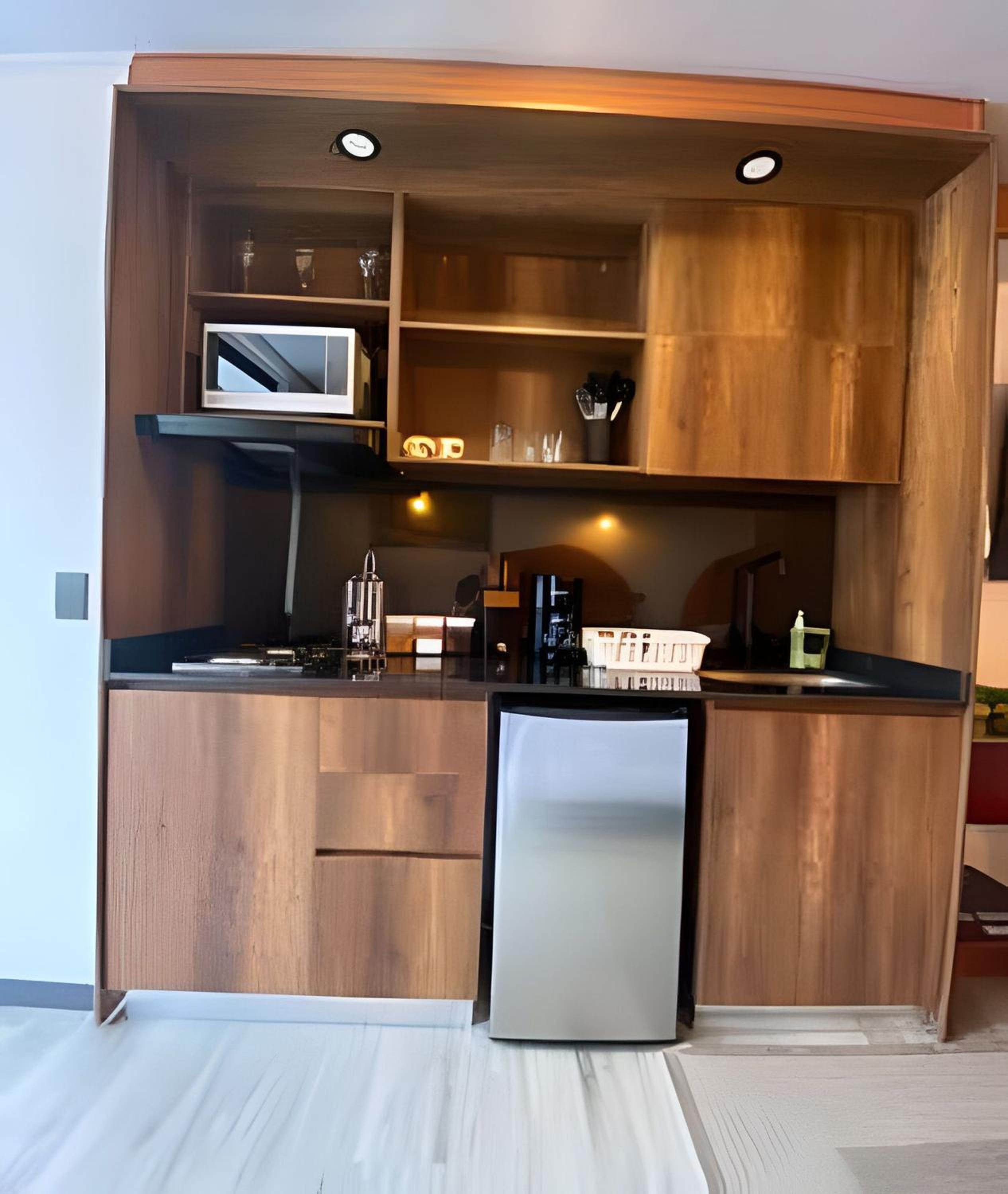 Epic Suites x Ahead