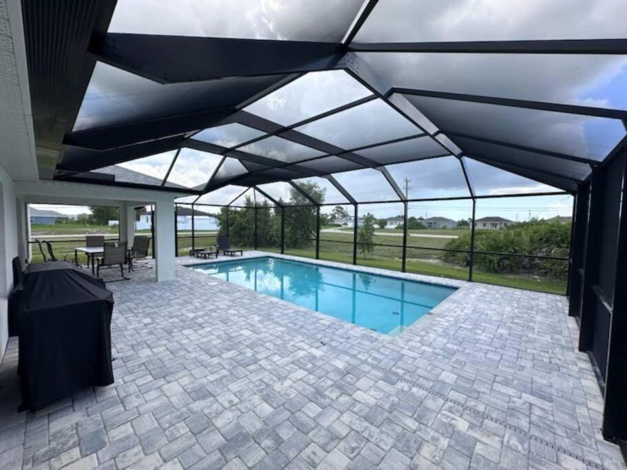 Brand New With Heated Pool Ideal for 2 Families - Property Image 28