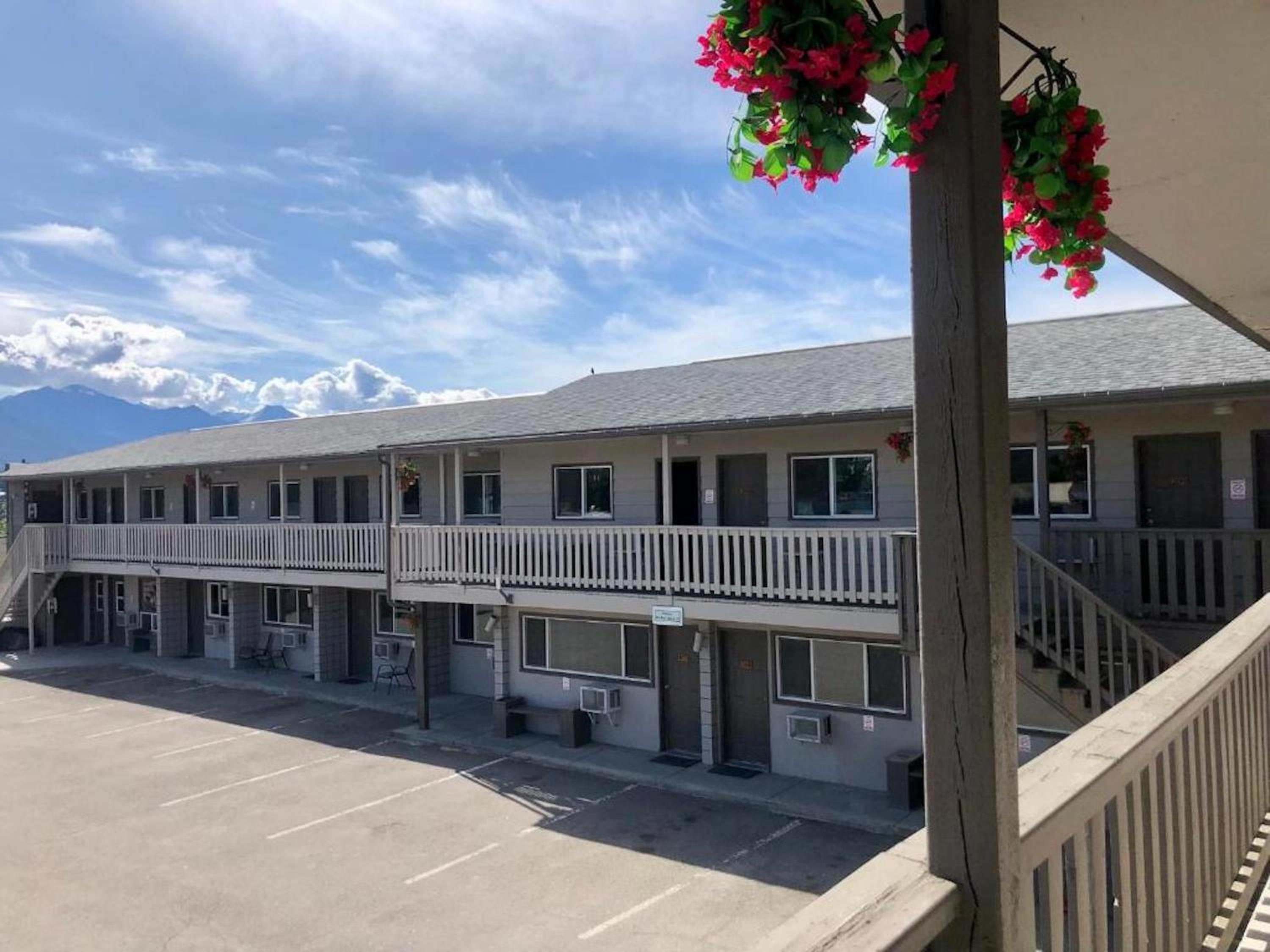 Canterbury Inn