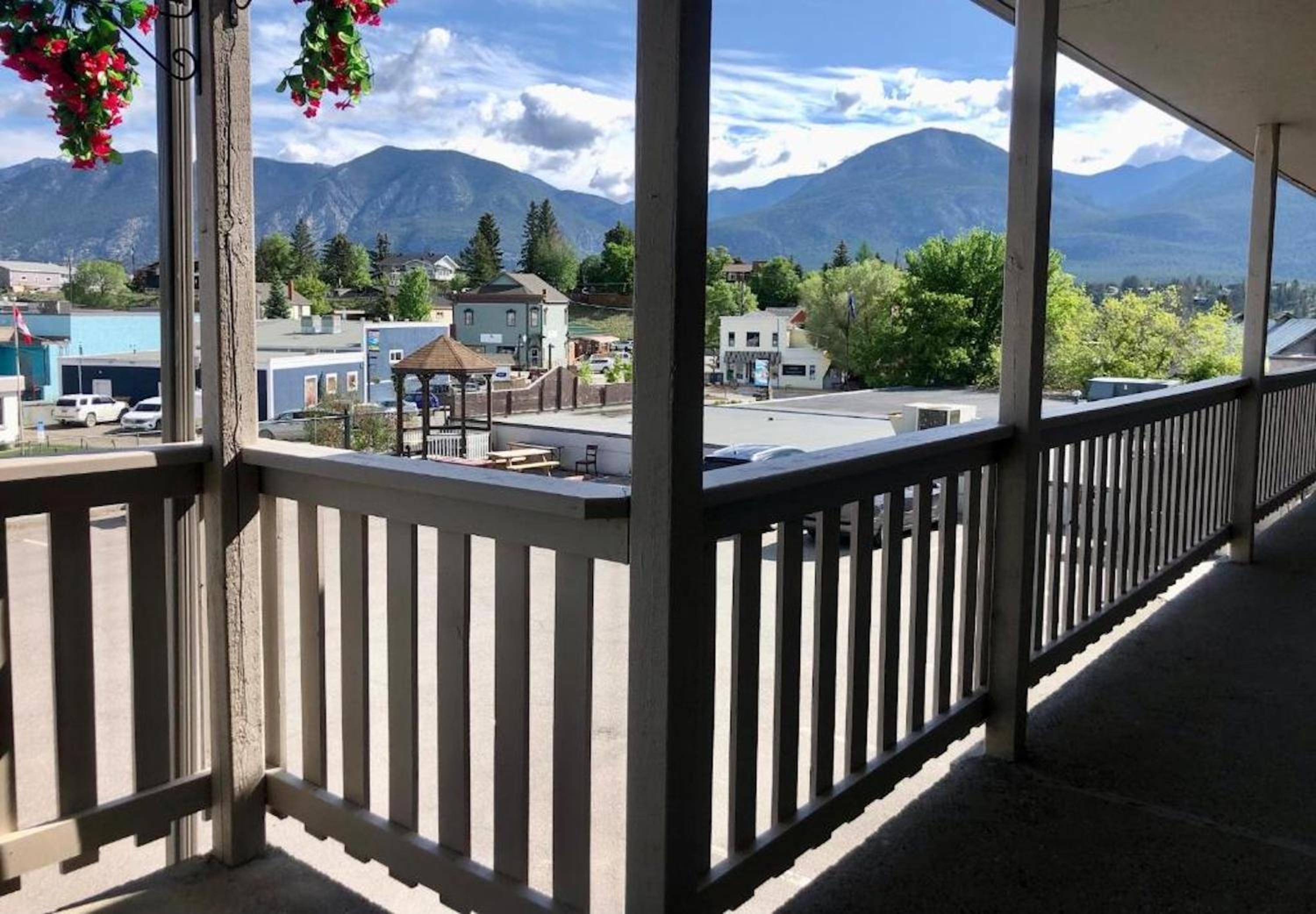Canterbury Inn