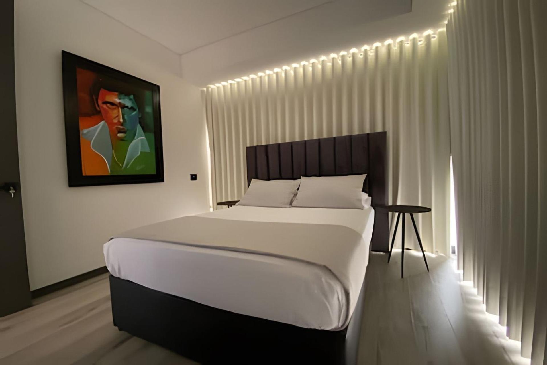 Epic Suites x Ahead