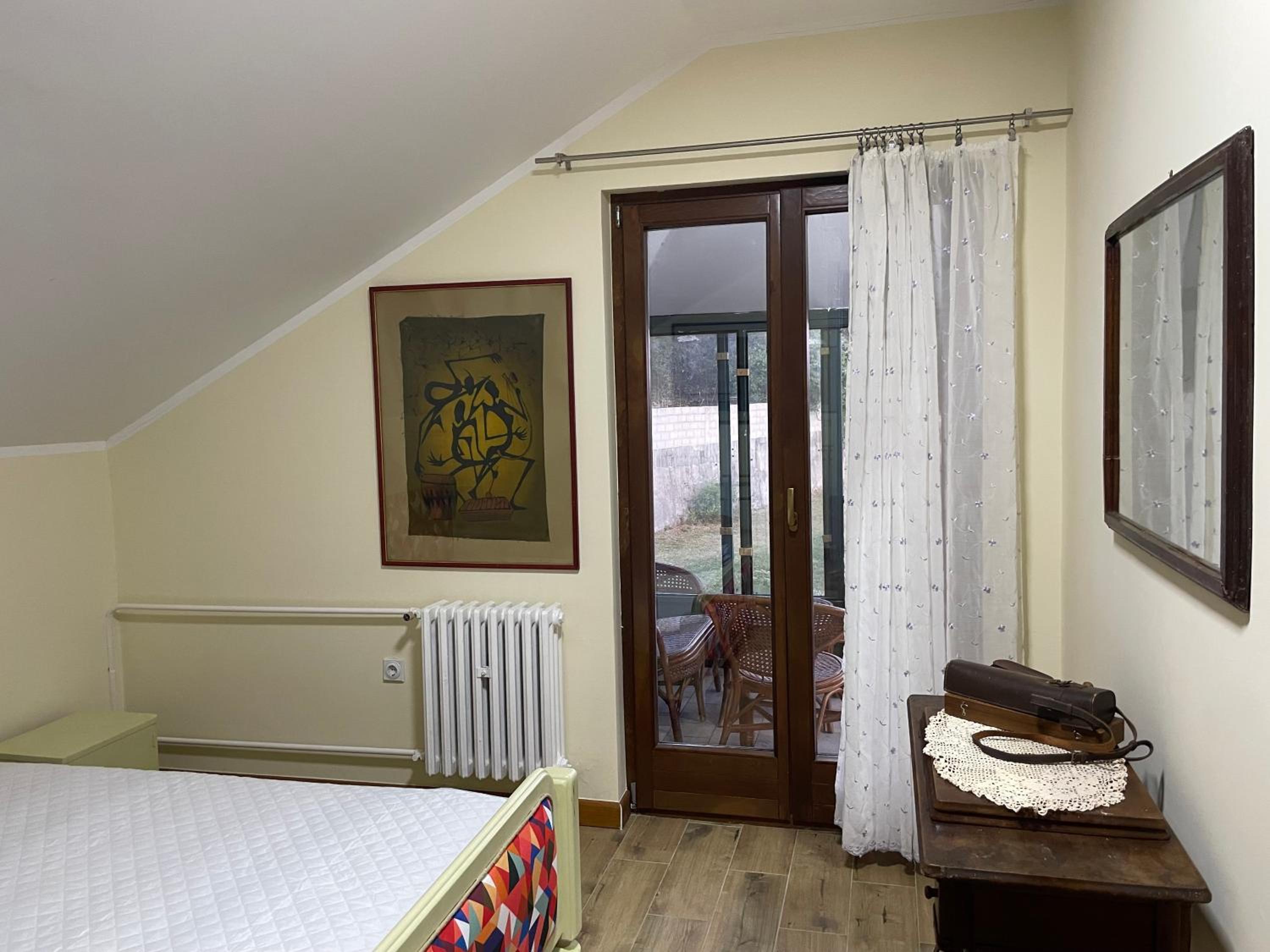 Mirta Apartment