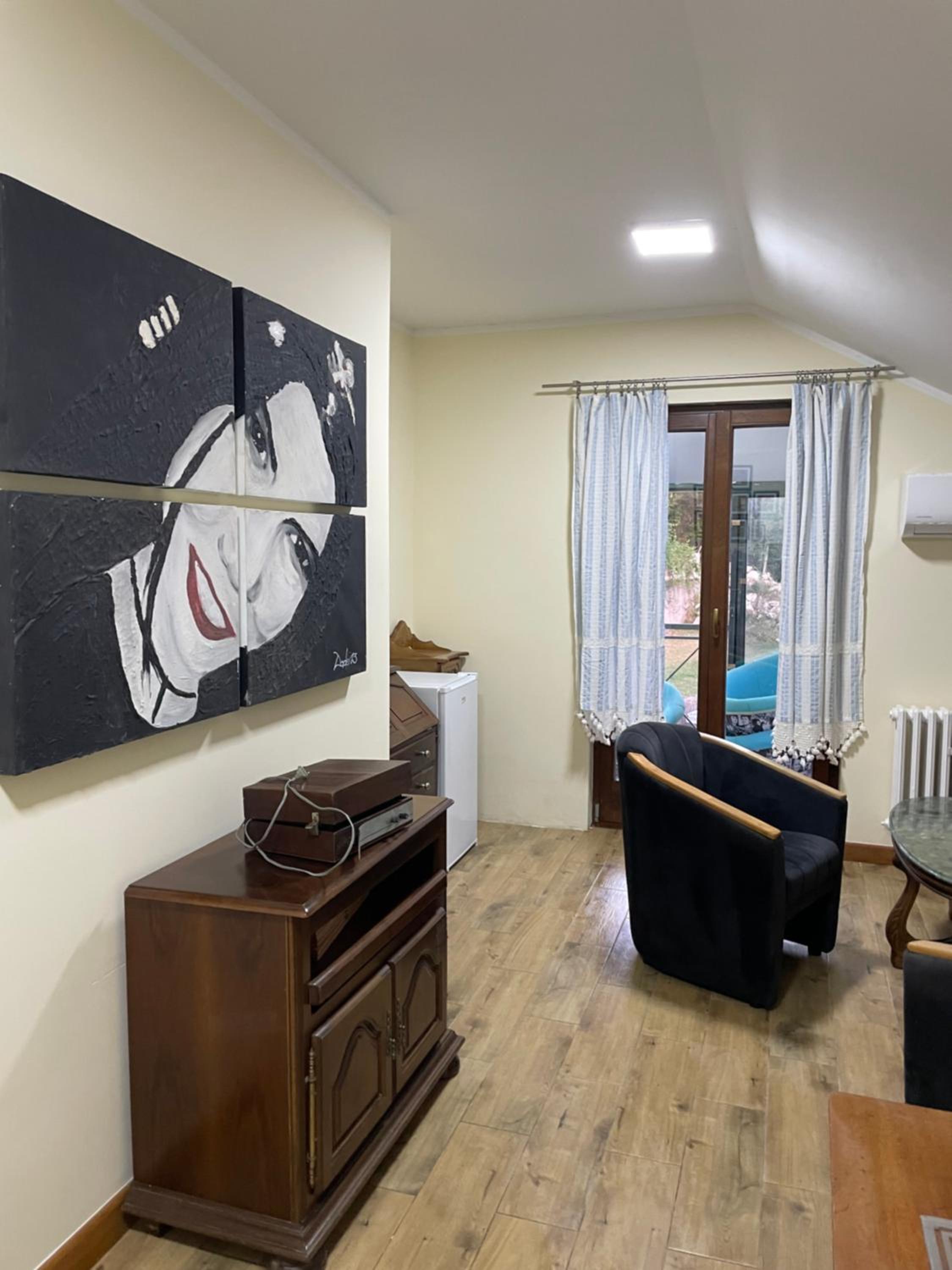 Mirta Apartment