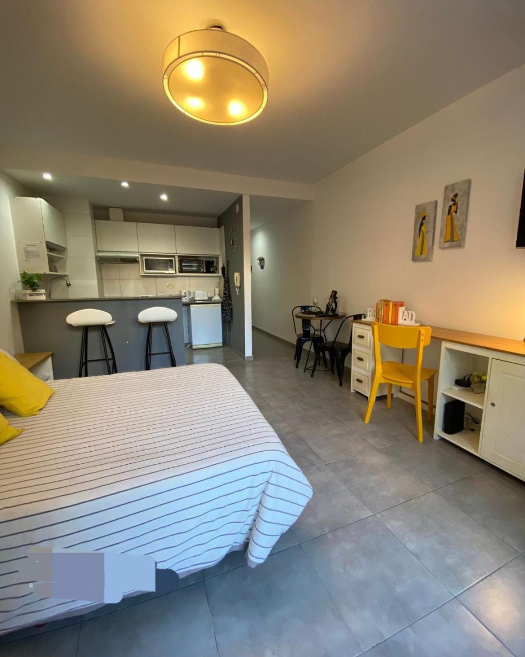 Hermoso estudio con patio privado