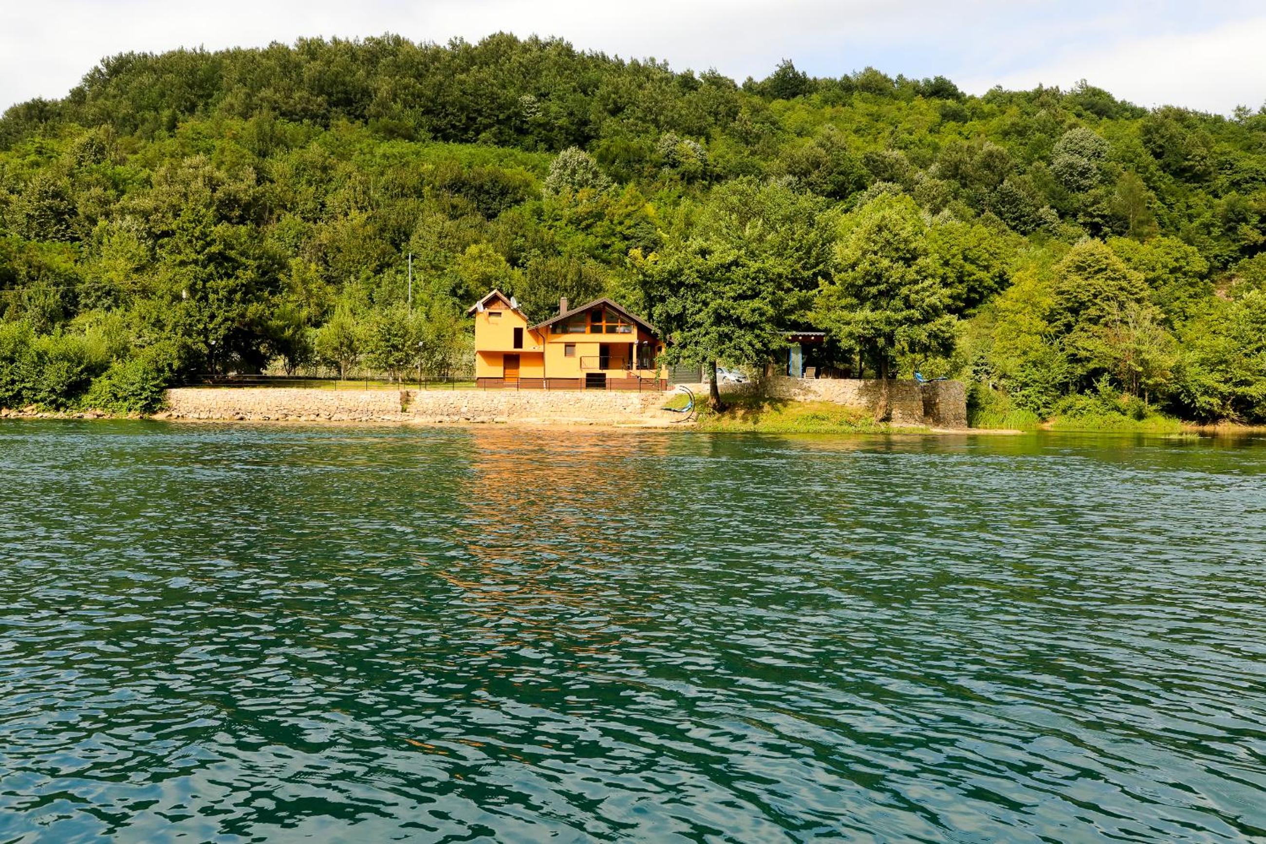 Holiday Homes Mujo Bejzin