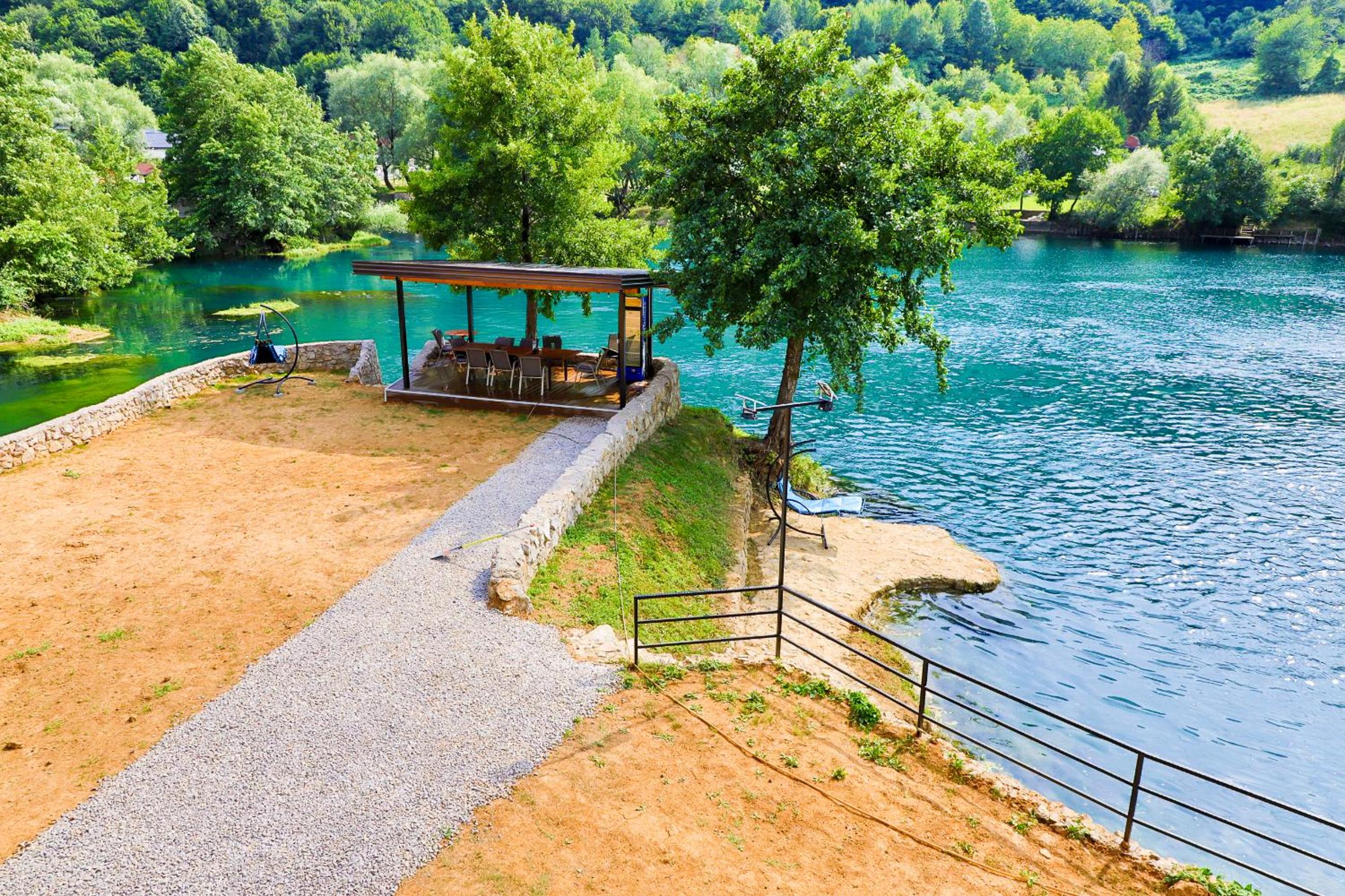 Holiday Homes Mujo Bejzin