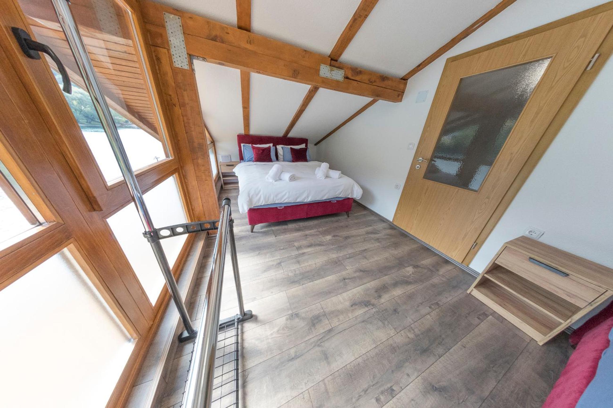 Holiday Homes Mujo Bejzin