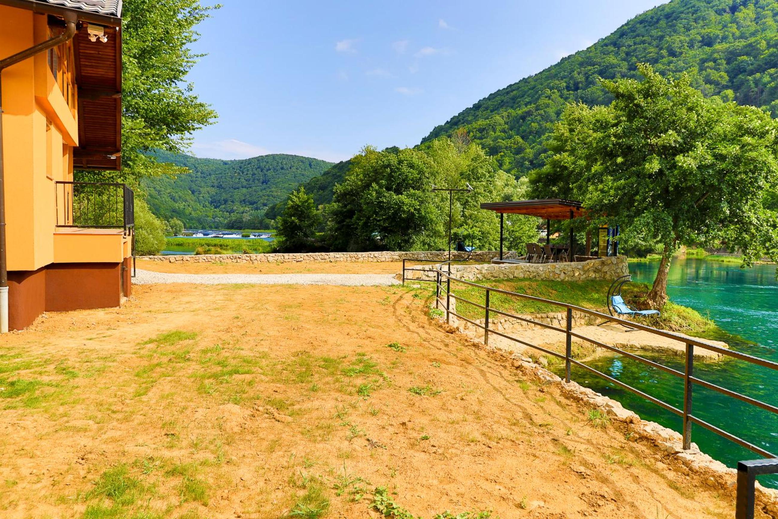Holiday Homes Mujo Bejzin