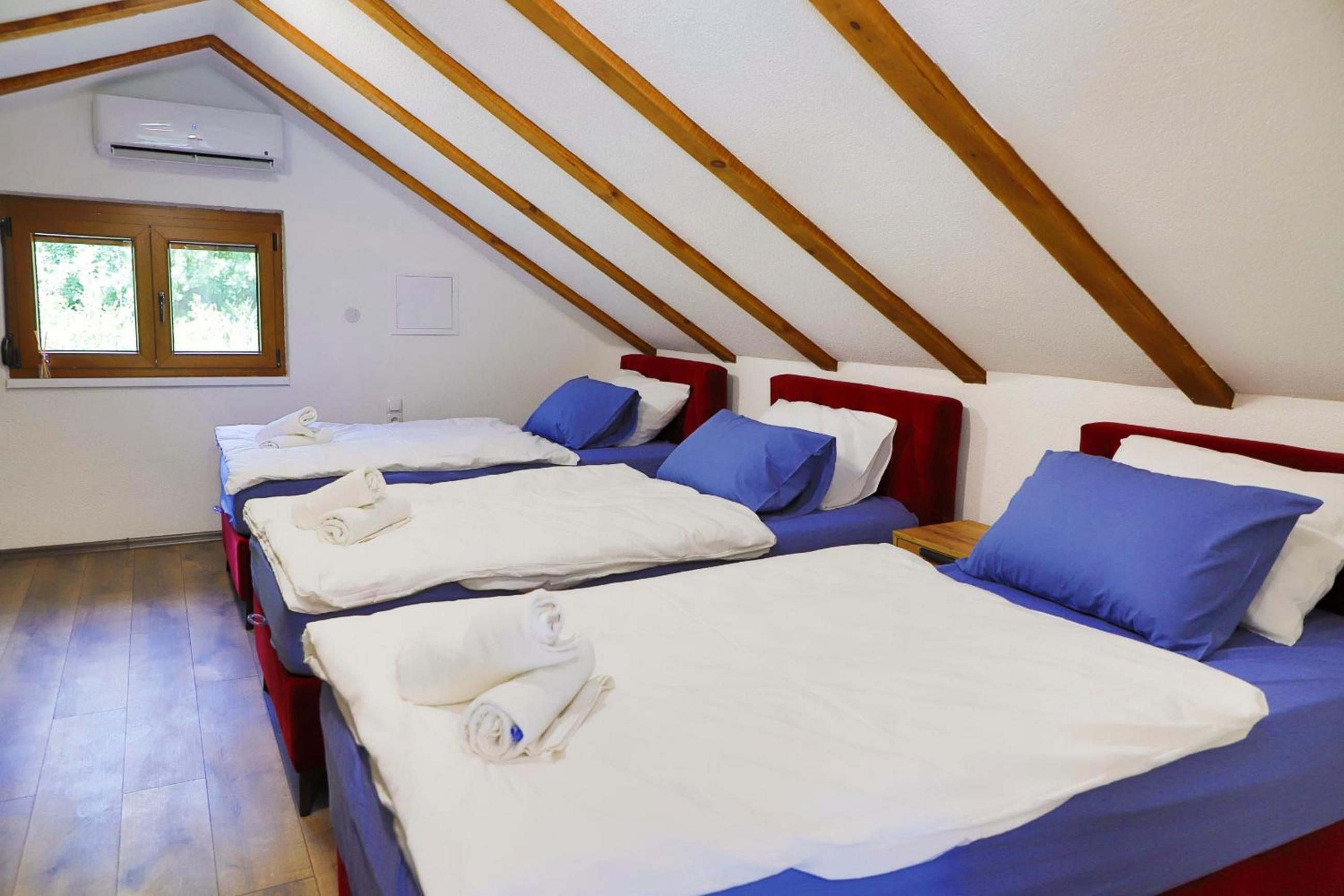 Holiday Homes Mujo Bejzin