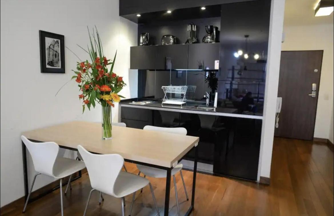 Moderno apart con piscina, spa y jacuzzi en Recoleta