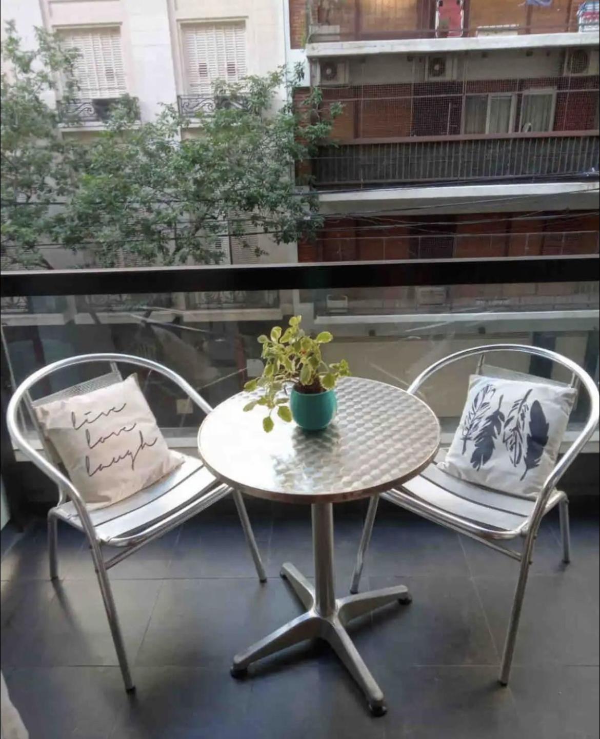 Moderno apart con piscina, spa y jacuzzi en Recoleta