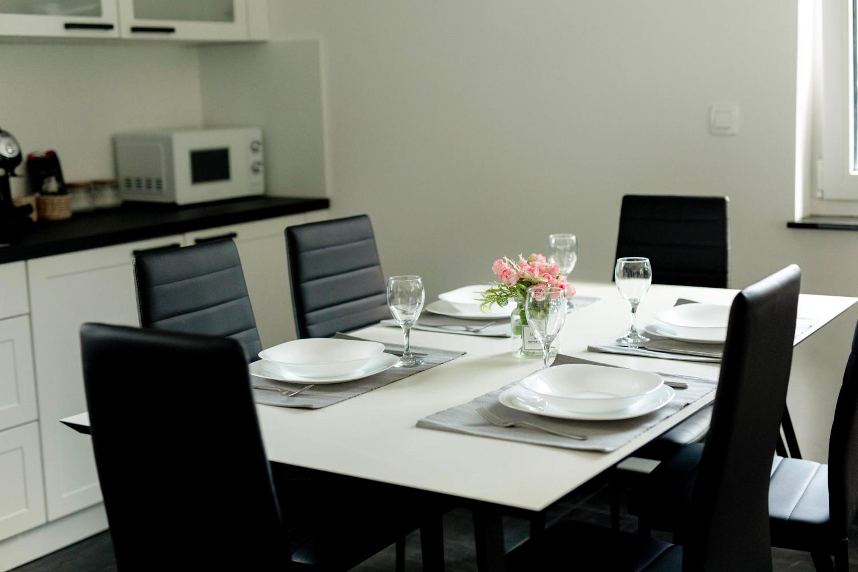 Aura Apartments