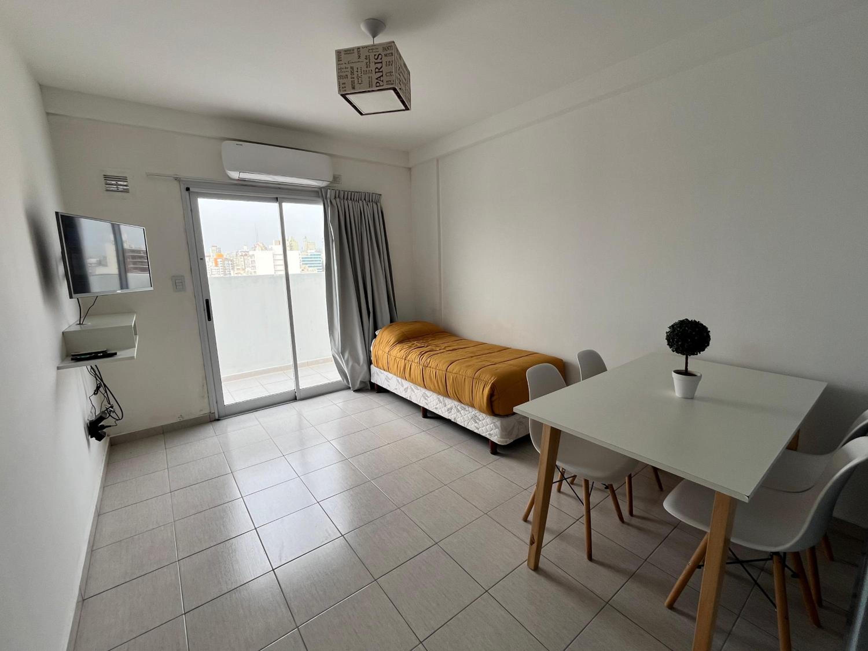 Departamento 2 Ambientes, 3 camas con cochera 40 y 6