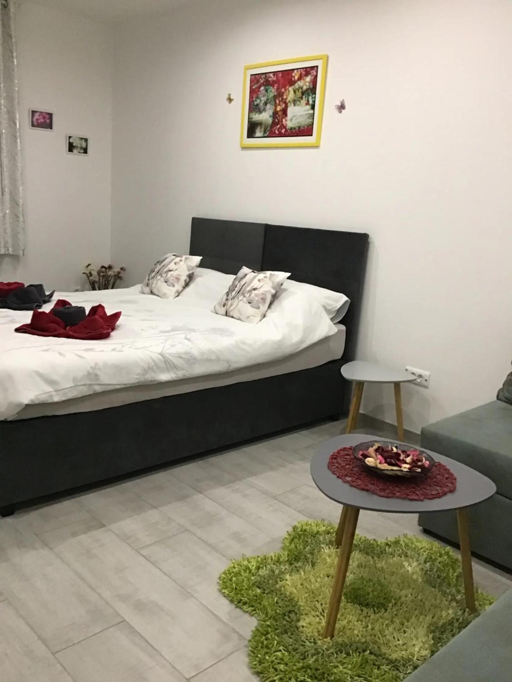 Maidas Place 2