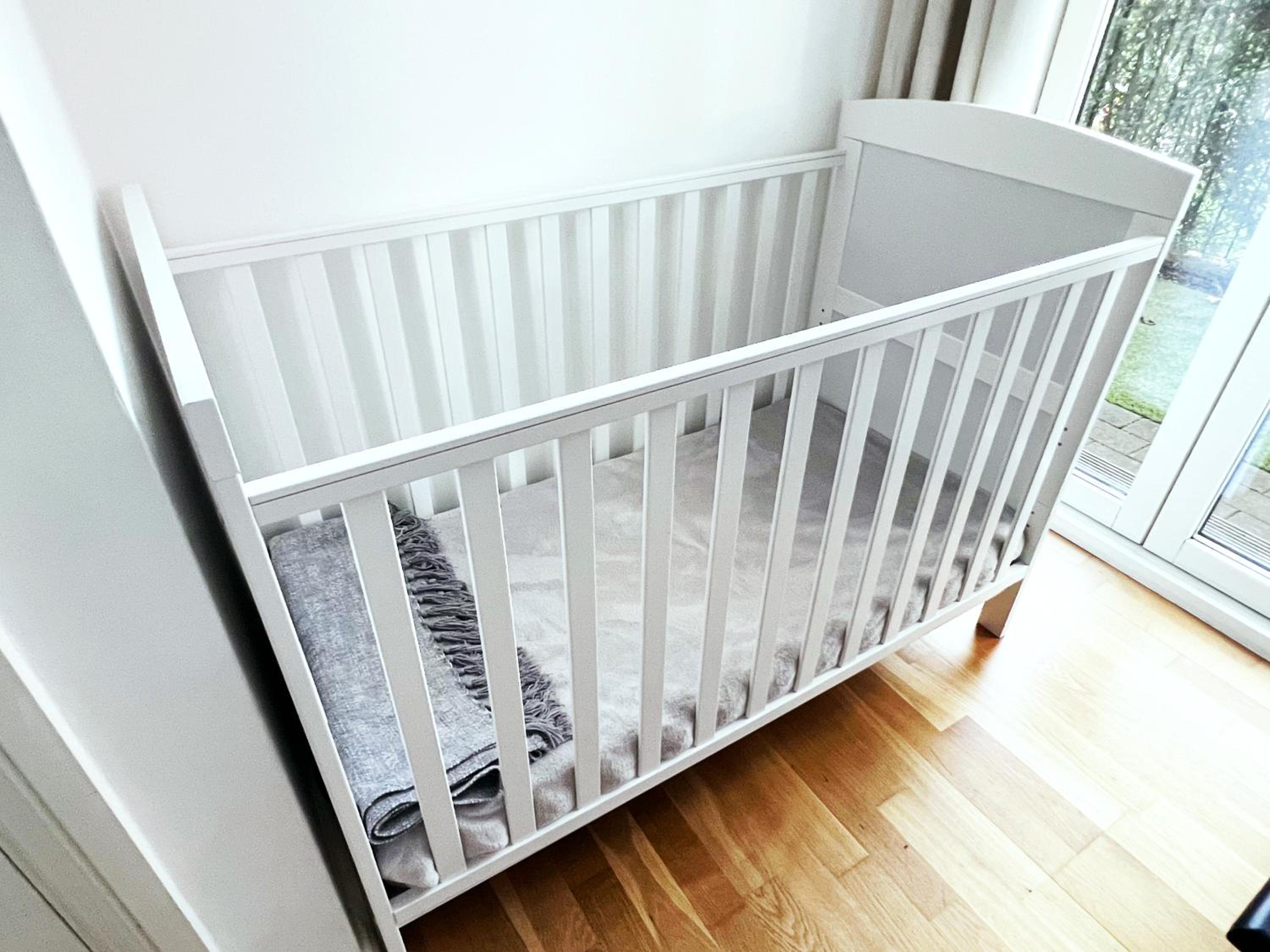 London Apartment, 3 Bedrooms, Zone 2