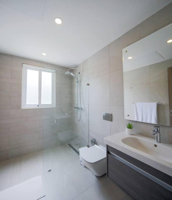 Luxurious 1Bdr Playa Coral