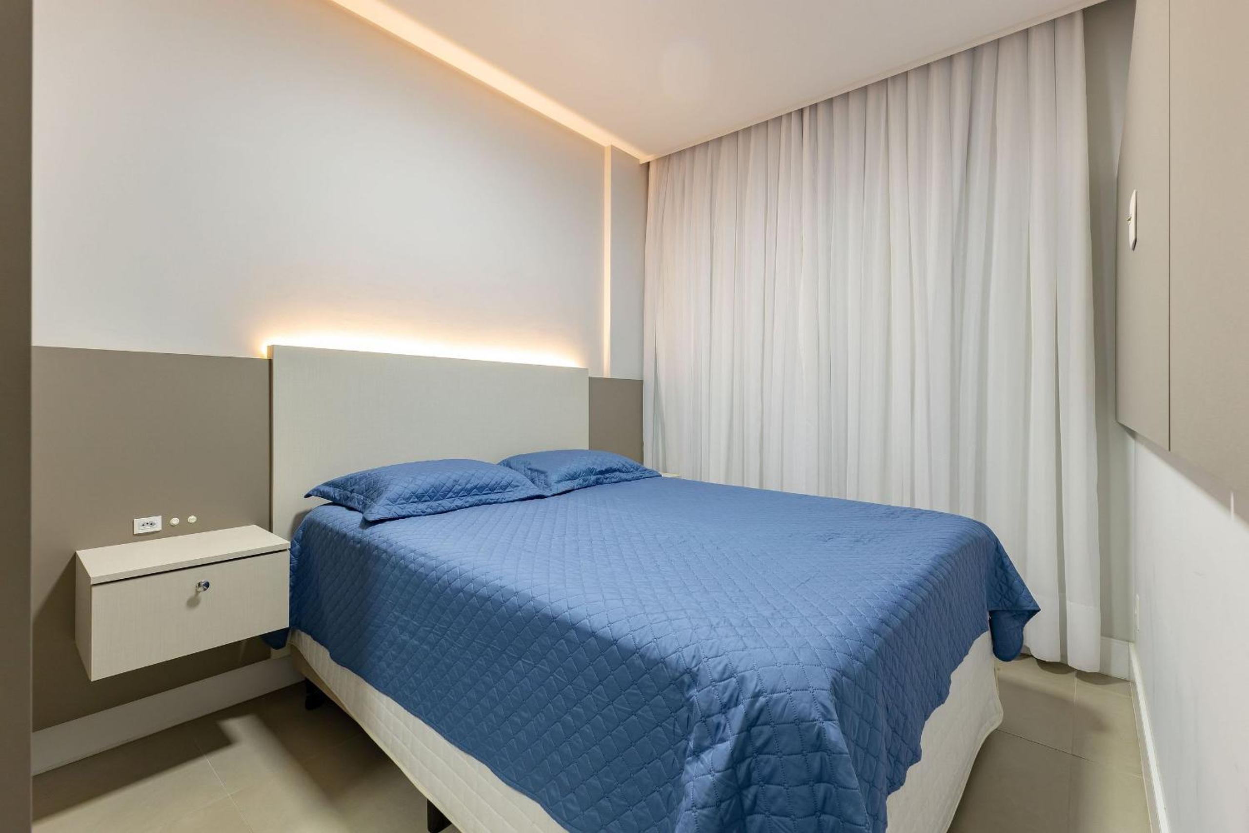 Apartamento Finamente Mobiliado com Área de Lazer e Vista Mar