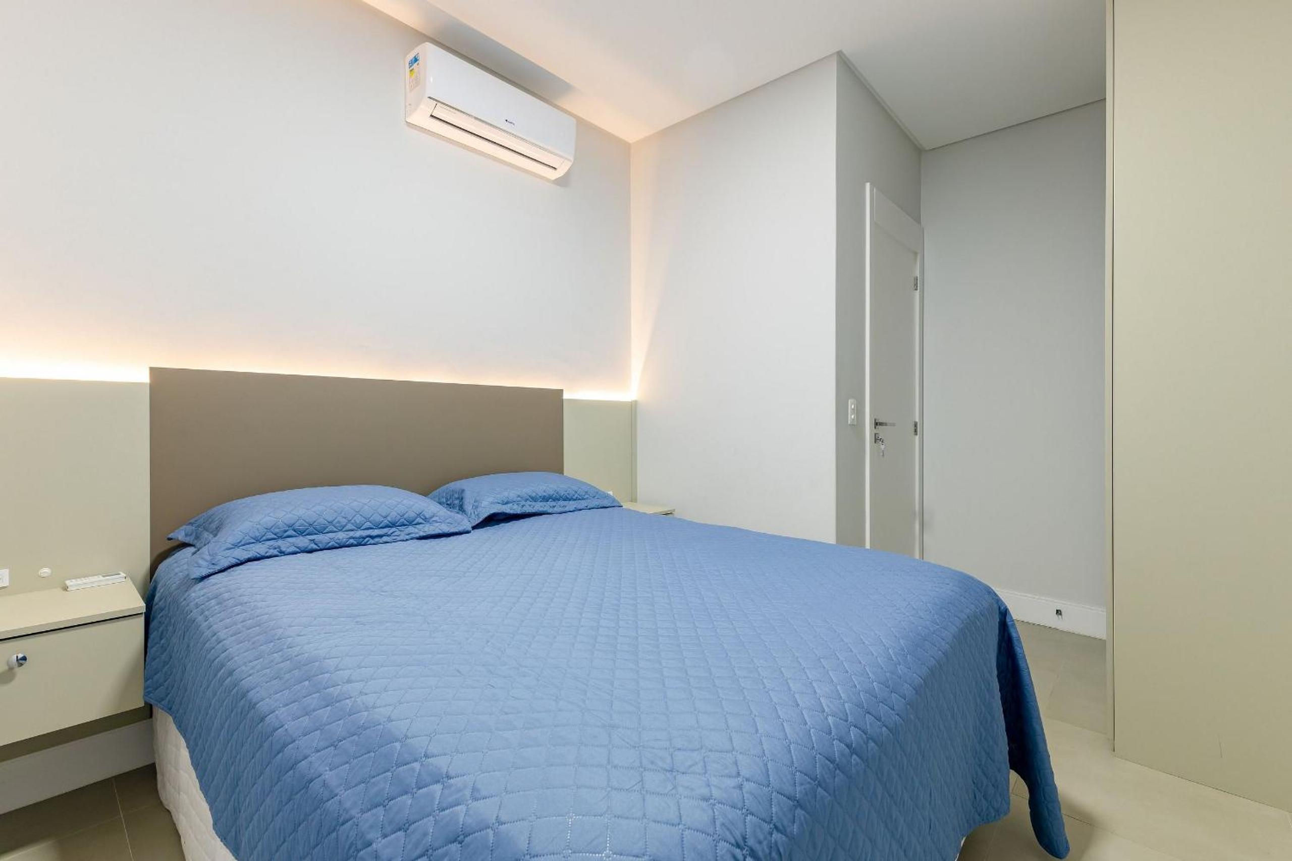 Apartamento Finamente Mobiliado com Área de Lazer e Vista Mar