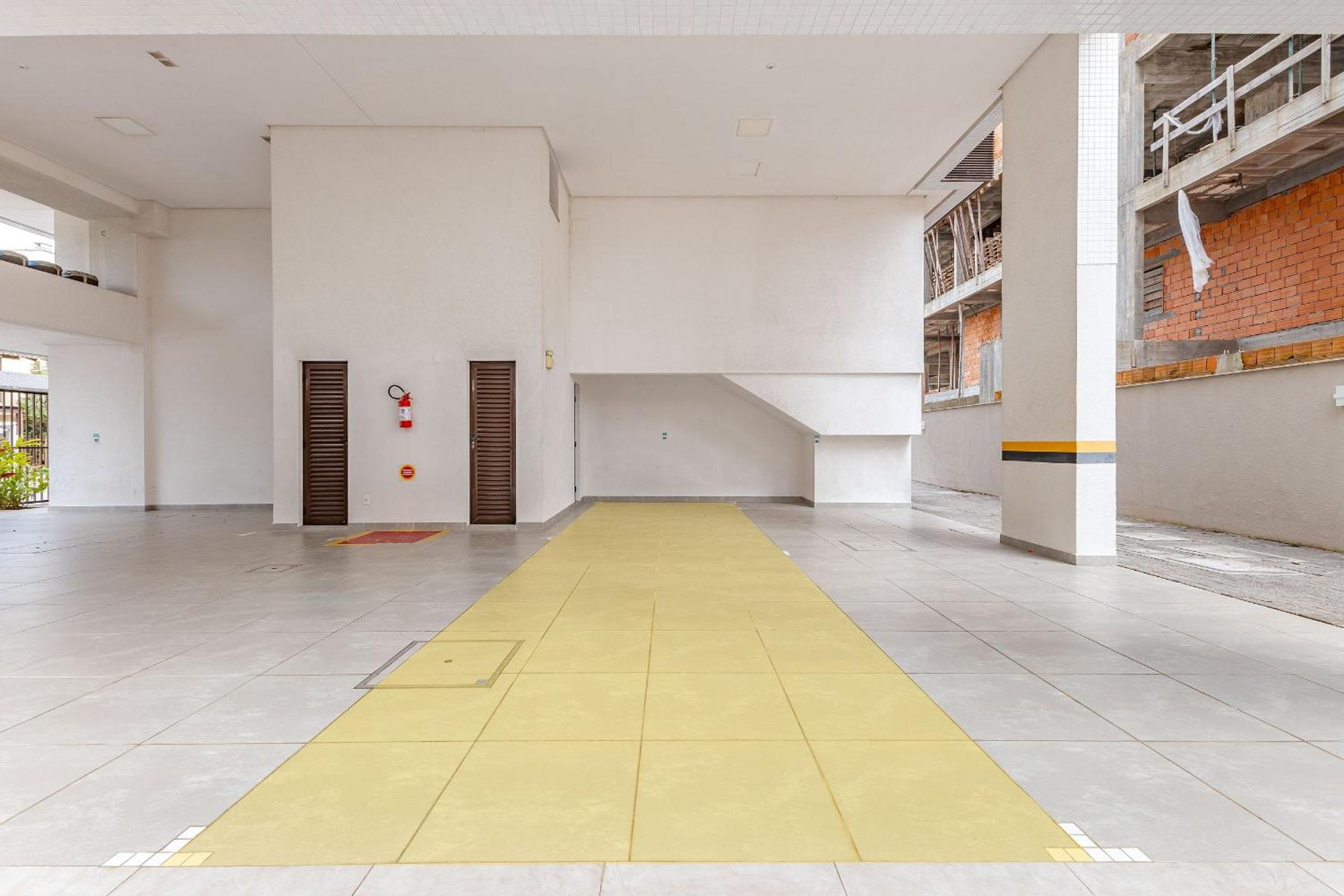 Apartamento Finamente Mobiliado com Área de Lazer e Vista Mar
