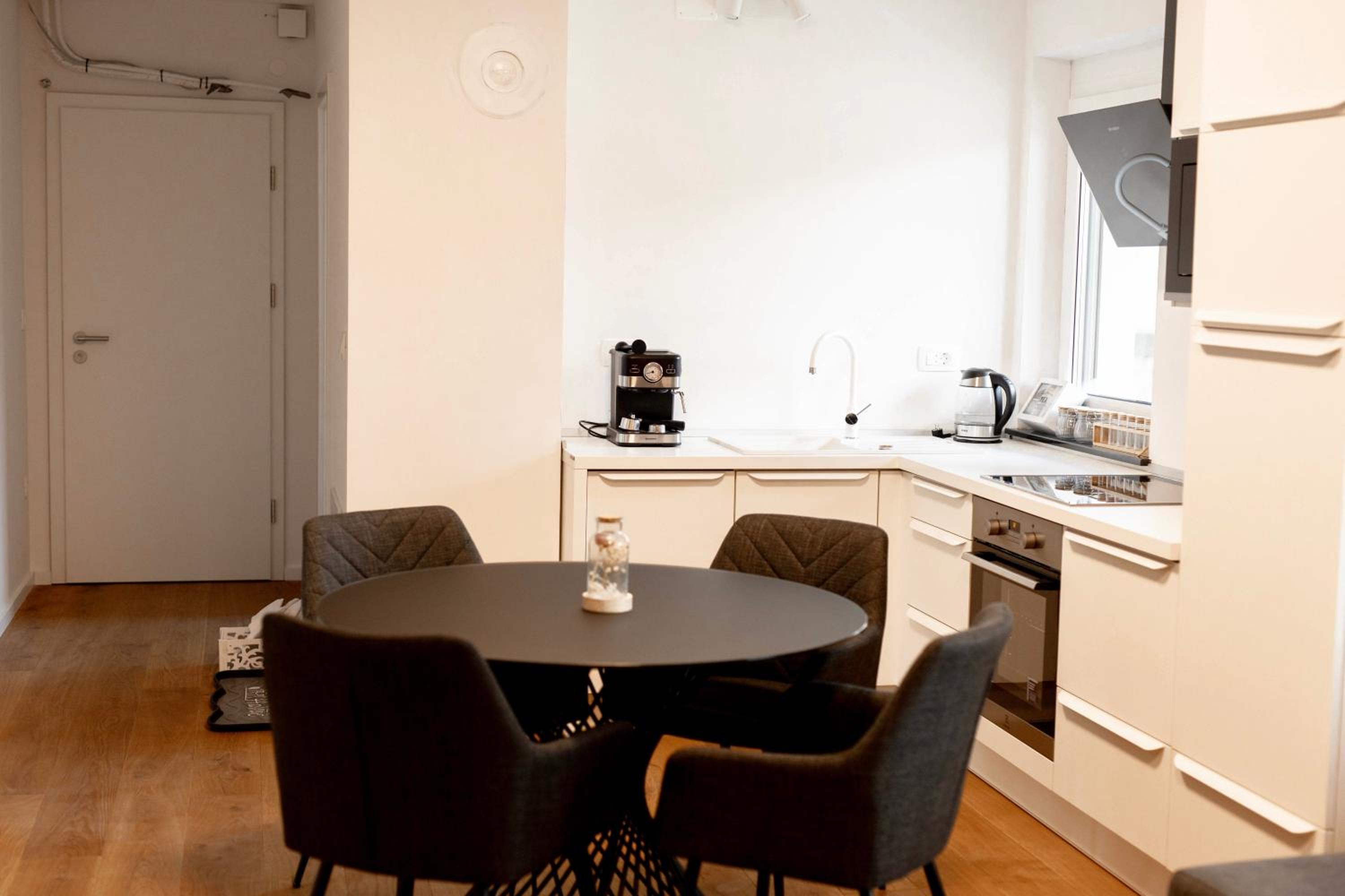 Aura Apartments