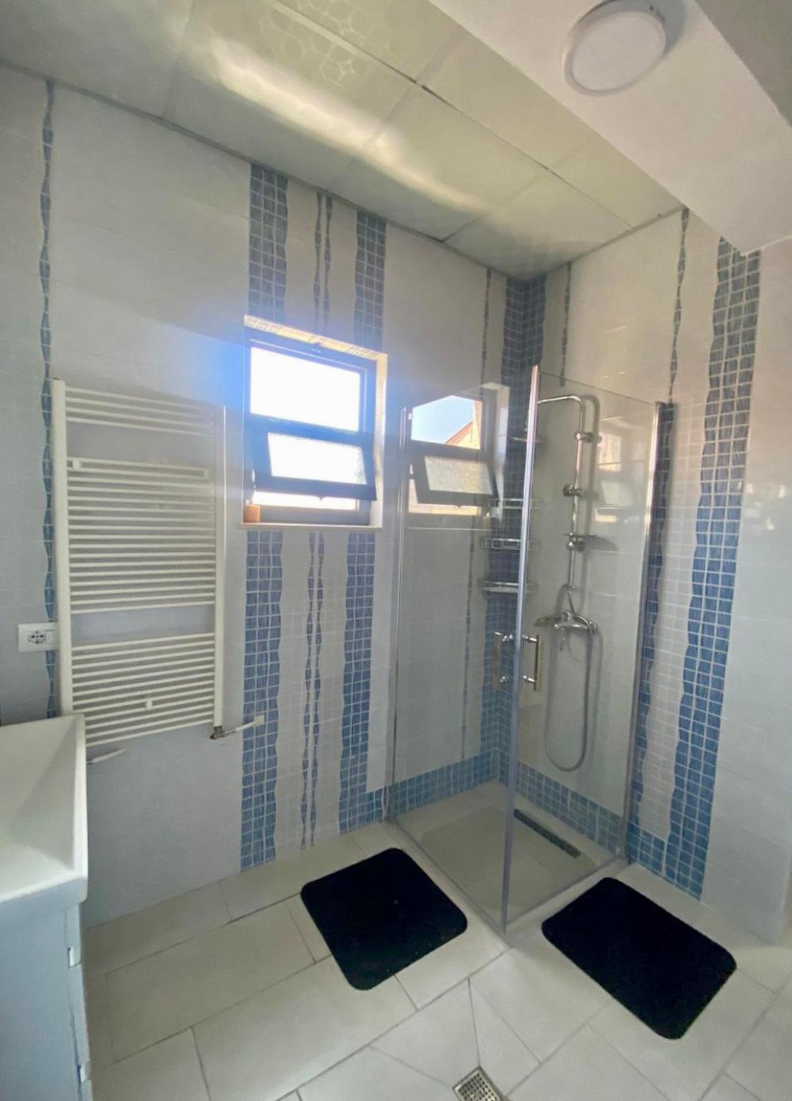 At Your Home Abroad - Apartment in private house