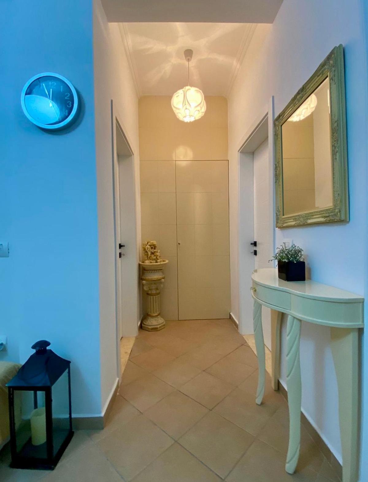 At Your Home Abroad - Apartment in private house