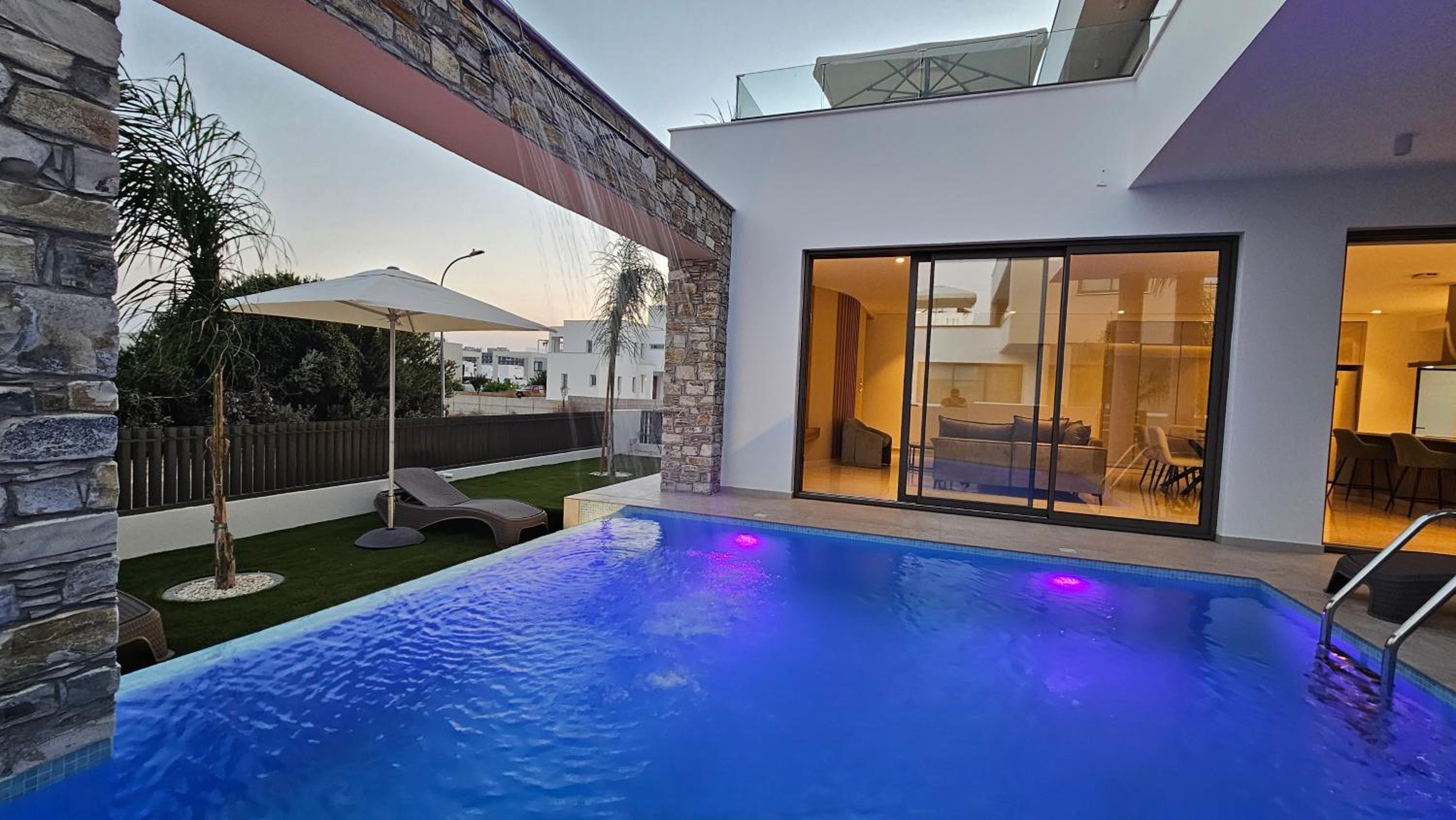 STAY Oasis Luxury Villas