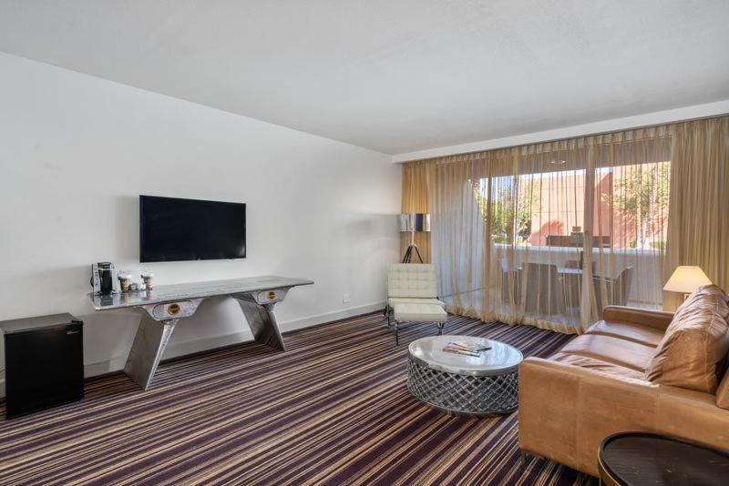 Palm Springs Vacations - Hotel Zoso - Property Image 6