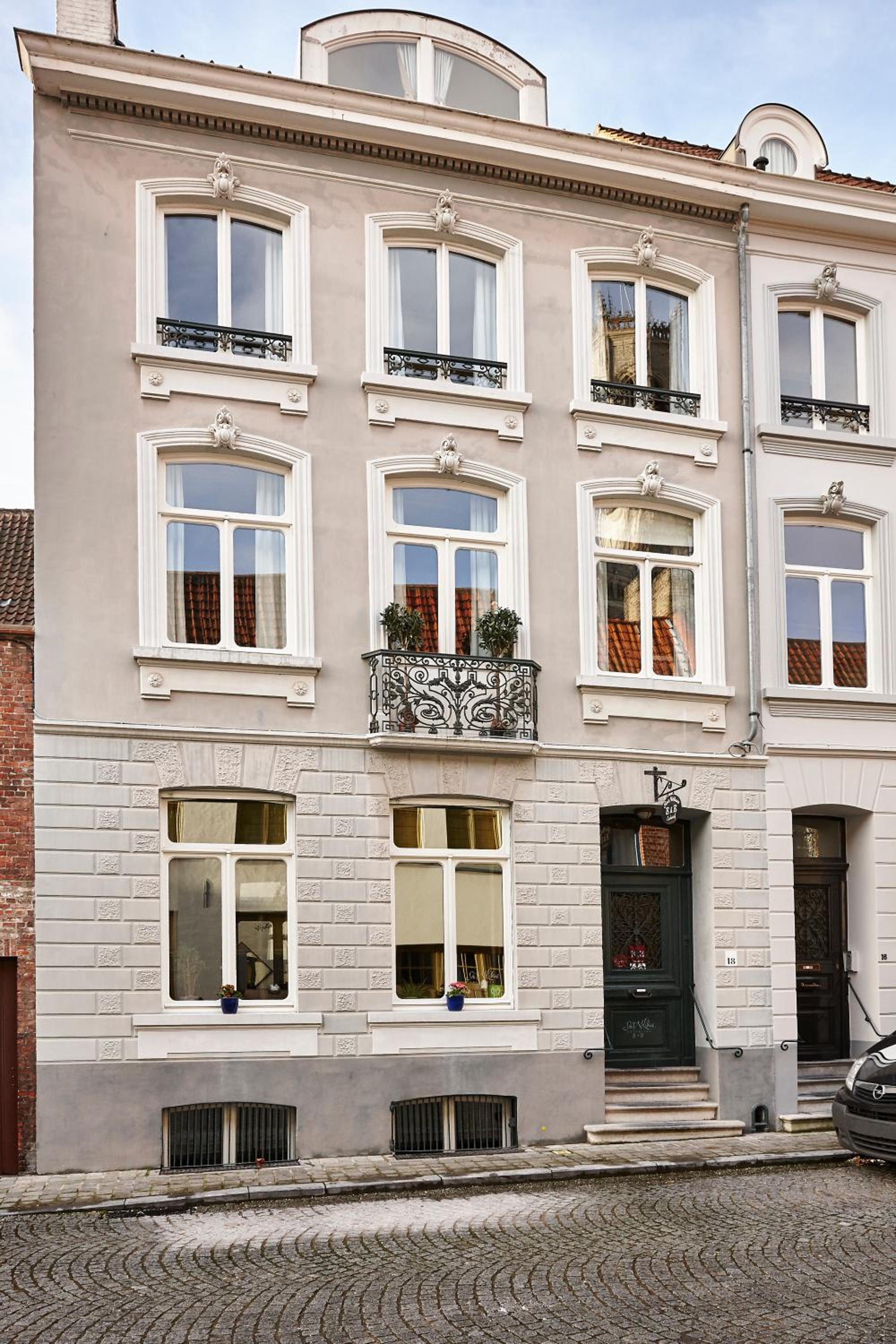 Hotel Amato-Brugge - Image 1