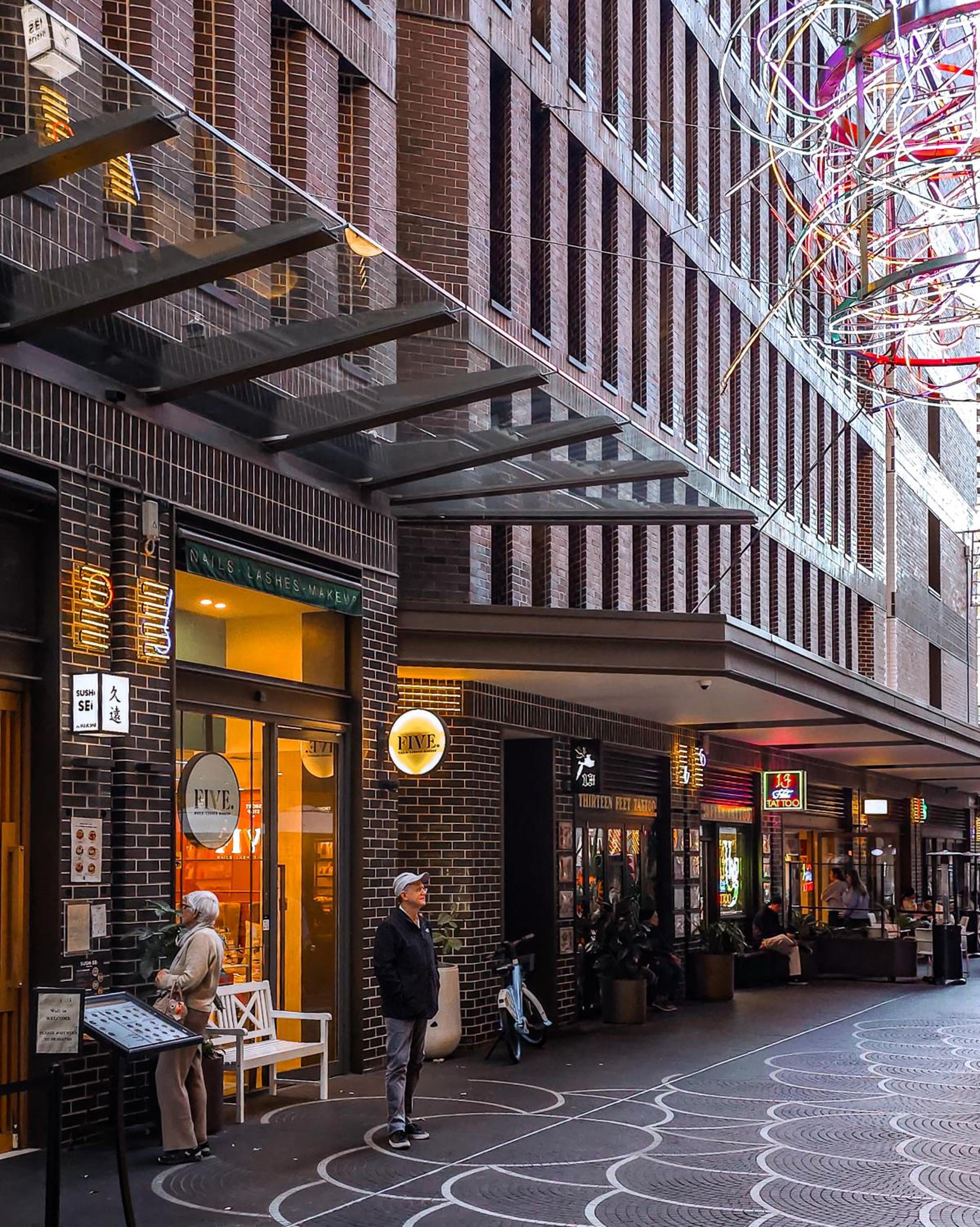 Chic Darling Harbour Oasis in the Heart of Sydney, 2BR 2BA, Resort-Style Amenities