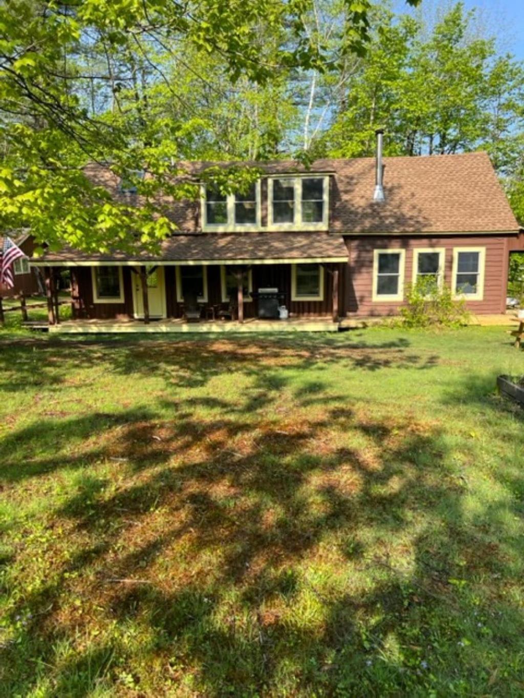 Perfect Maine Getaway in a Newly Renovated Cabin! view 2