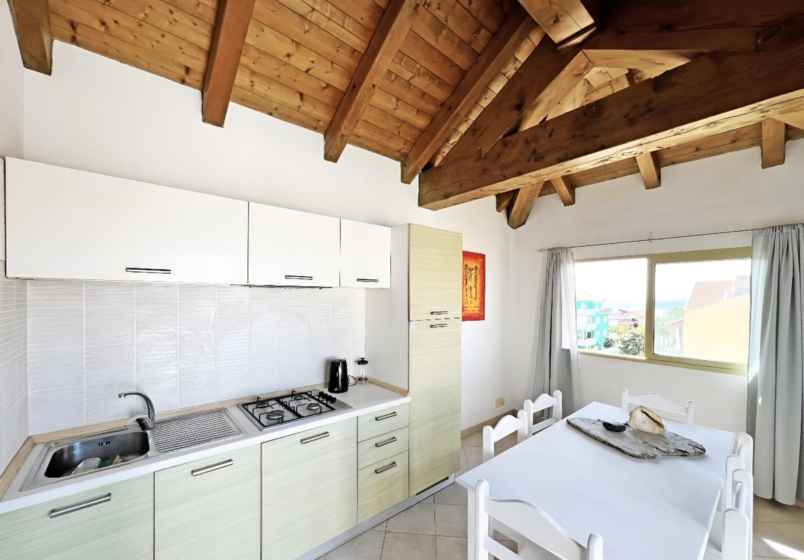 Bright Top Floor with Terrace
