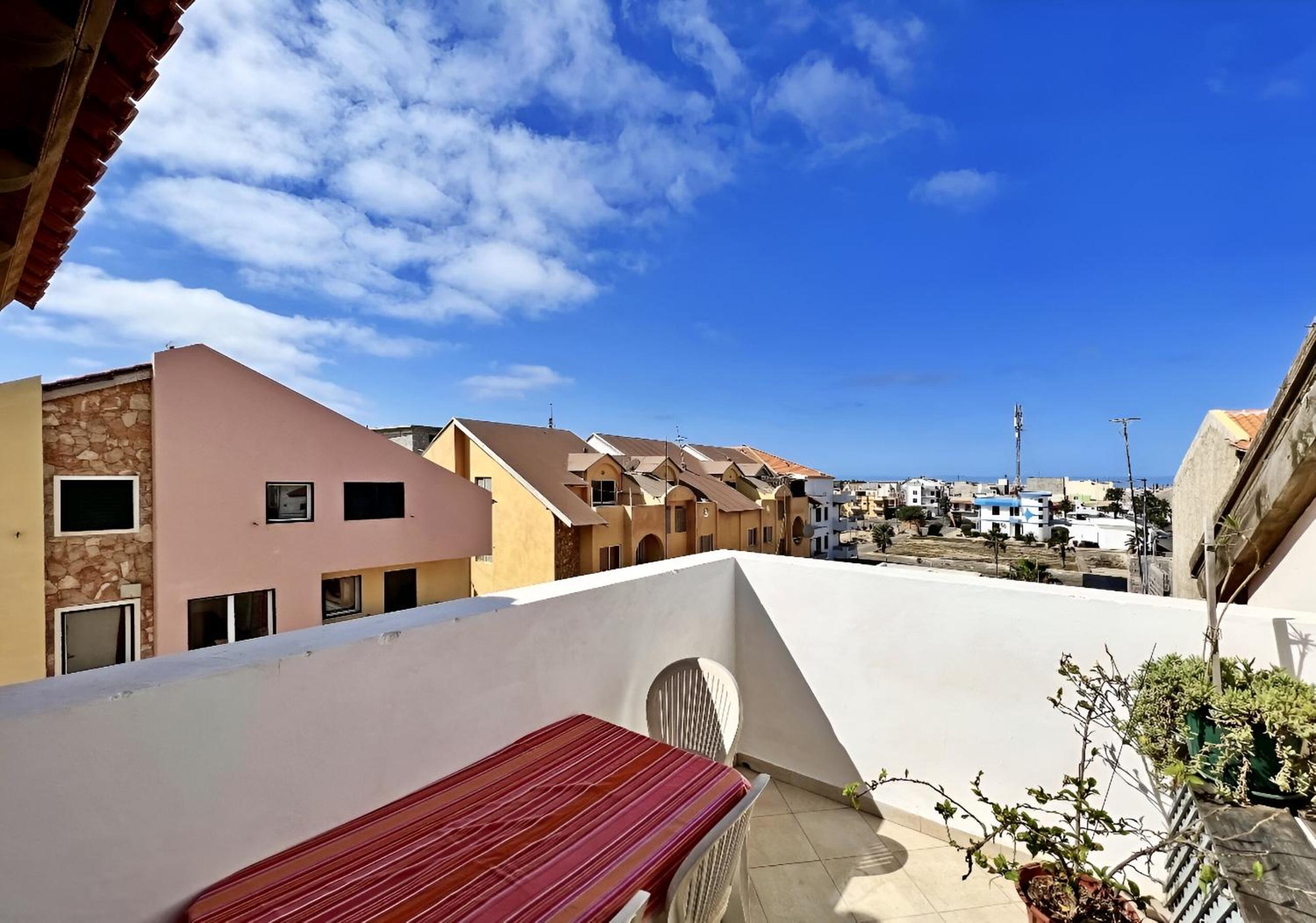 Bright Top Floor with Terrace