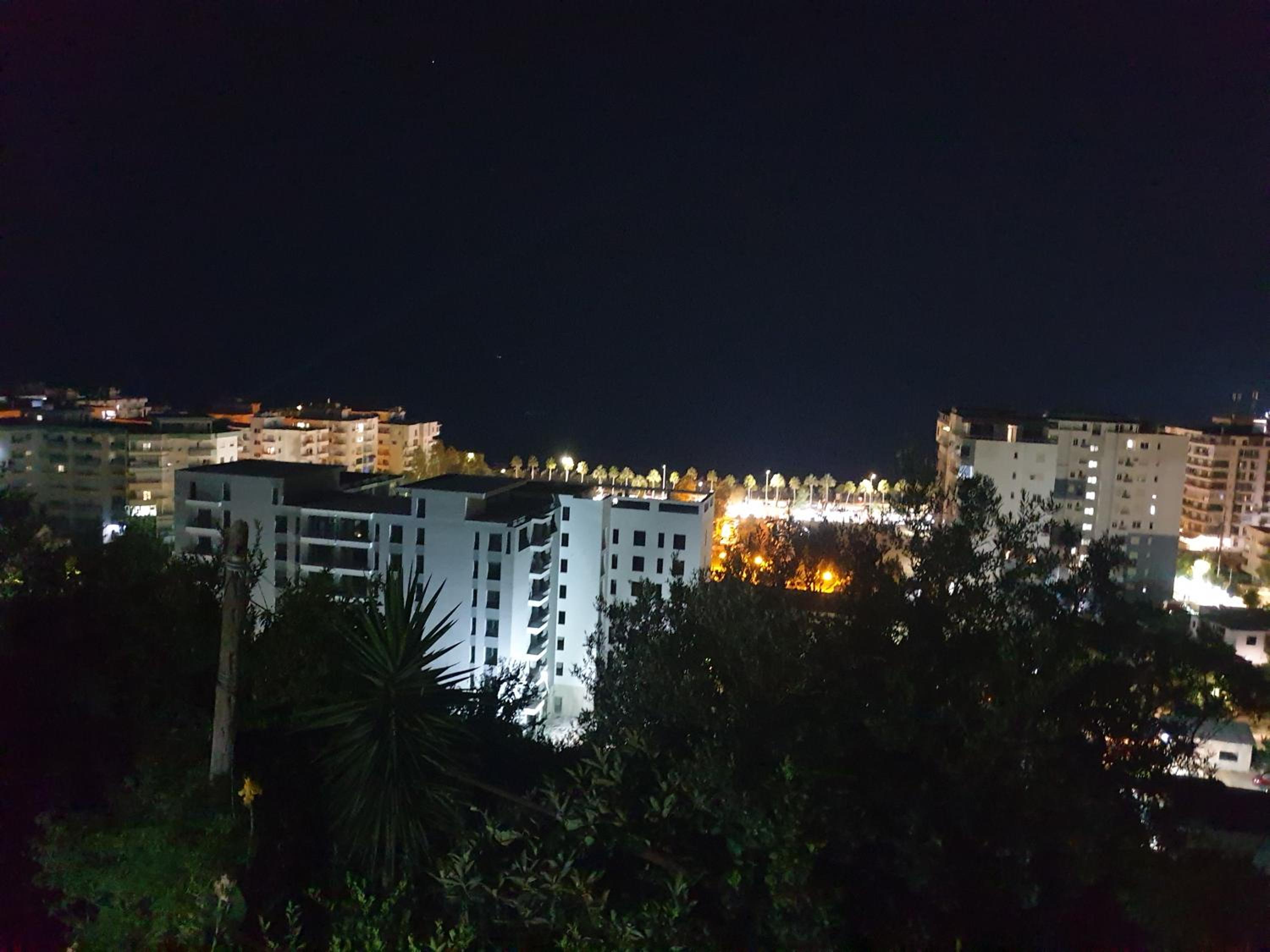 Sea Breeze Apartment 2