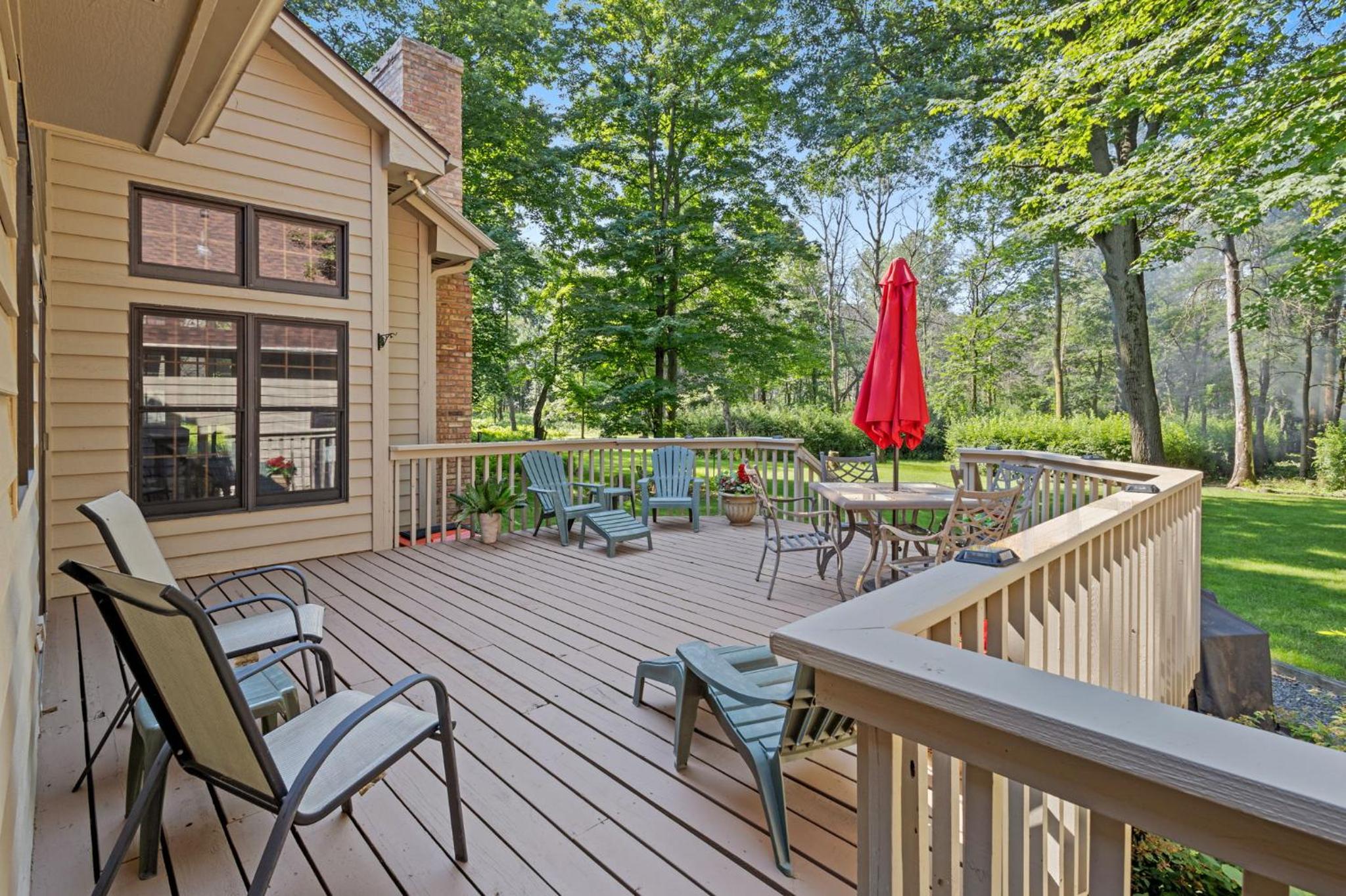 North Oaks Estate view 5