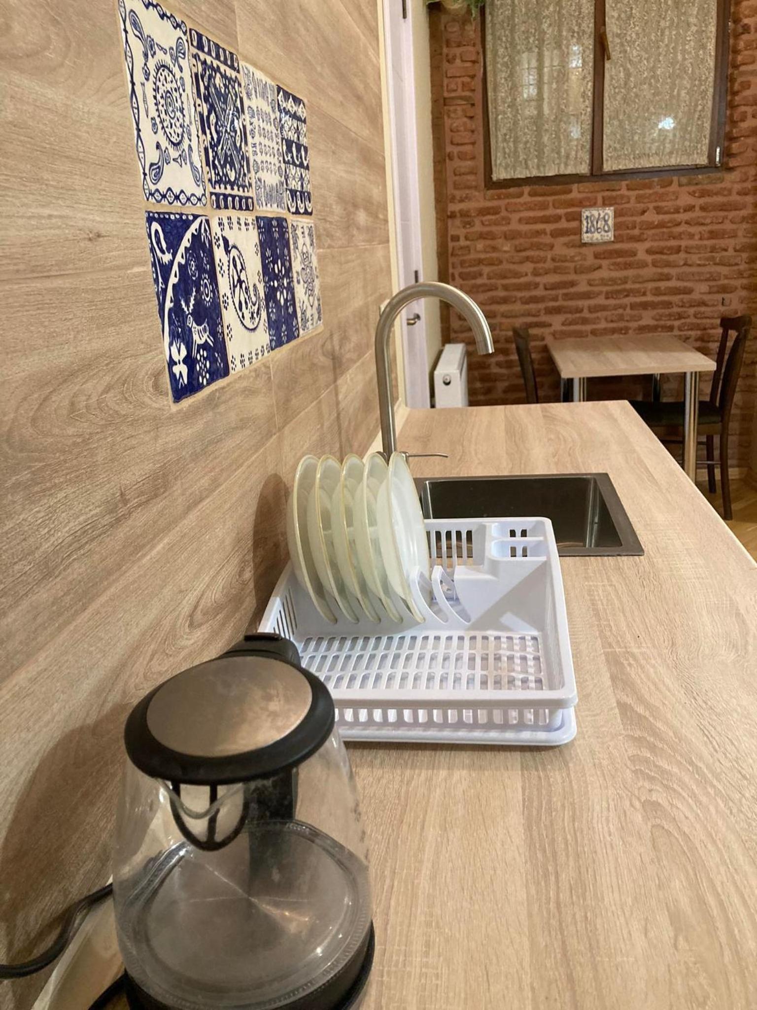 Breakfast included Cozy Apartment Central Location Tbilisi