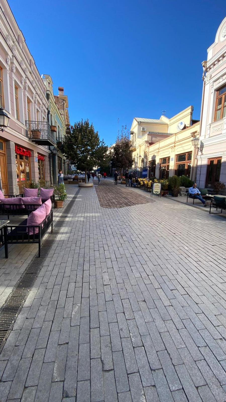 Breakfast included Cozy Apartment Central Location Tbilisi