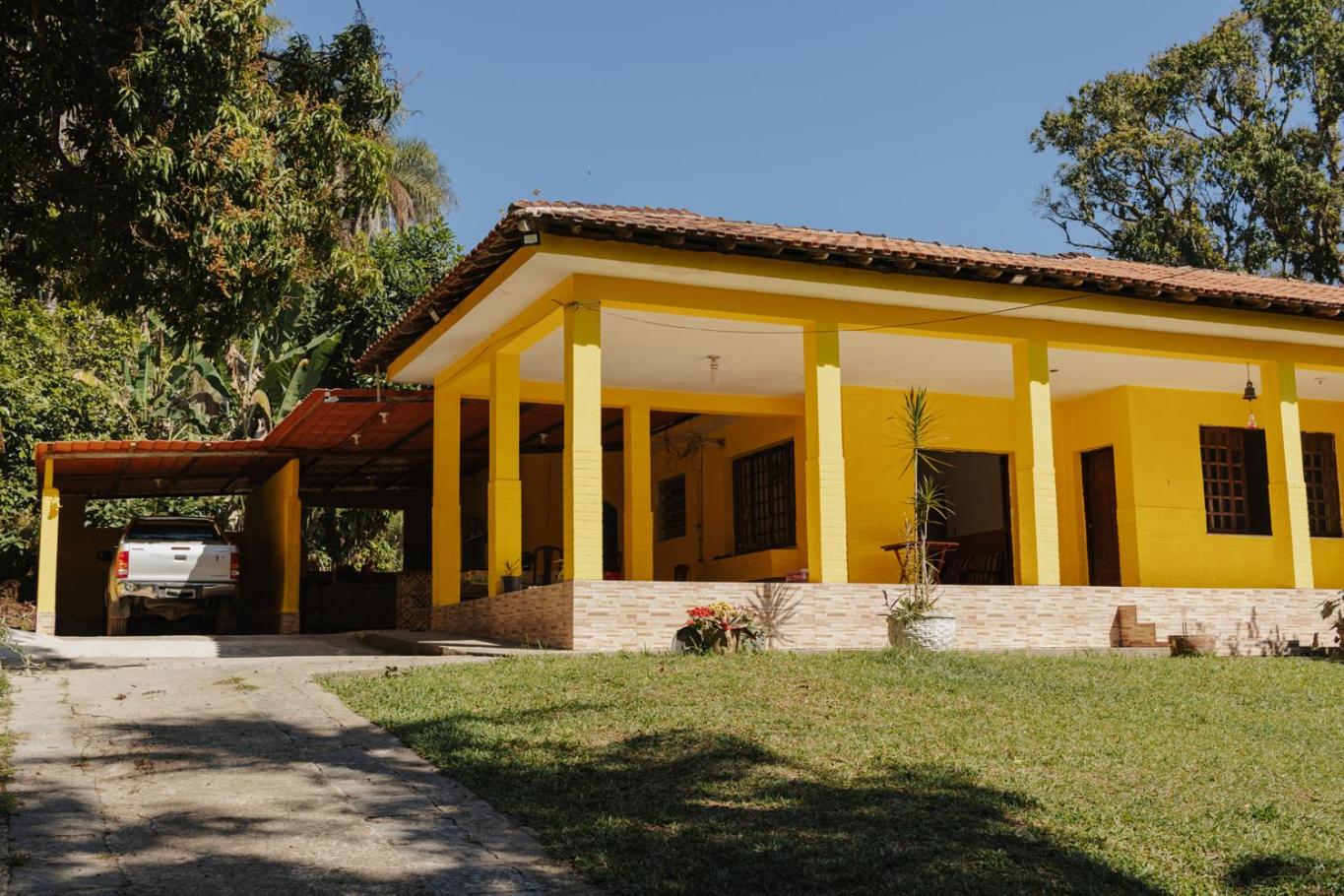 Otima Casa de campo com churrasq e WiFi em Mage RJ