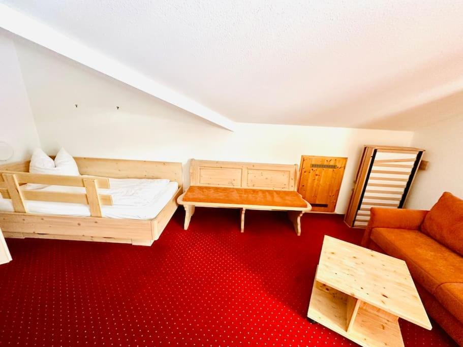 Wohnung direkt an der Skipiste und Bergbahn, 7 Betten, 2 Bäder
