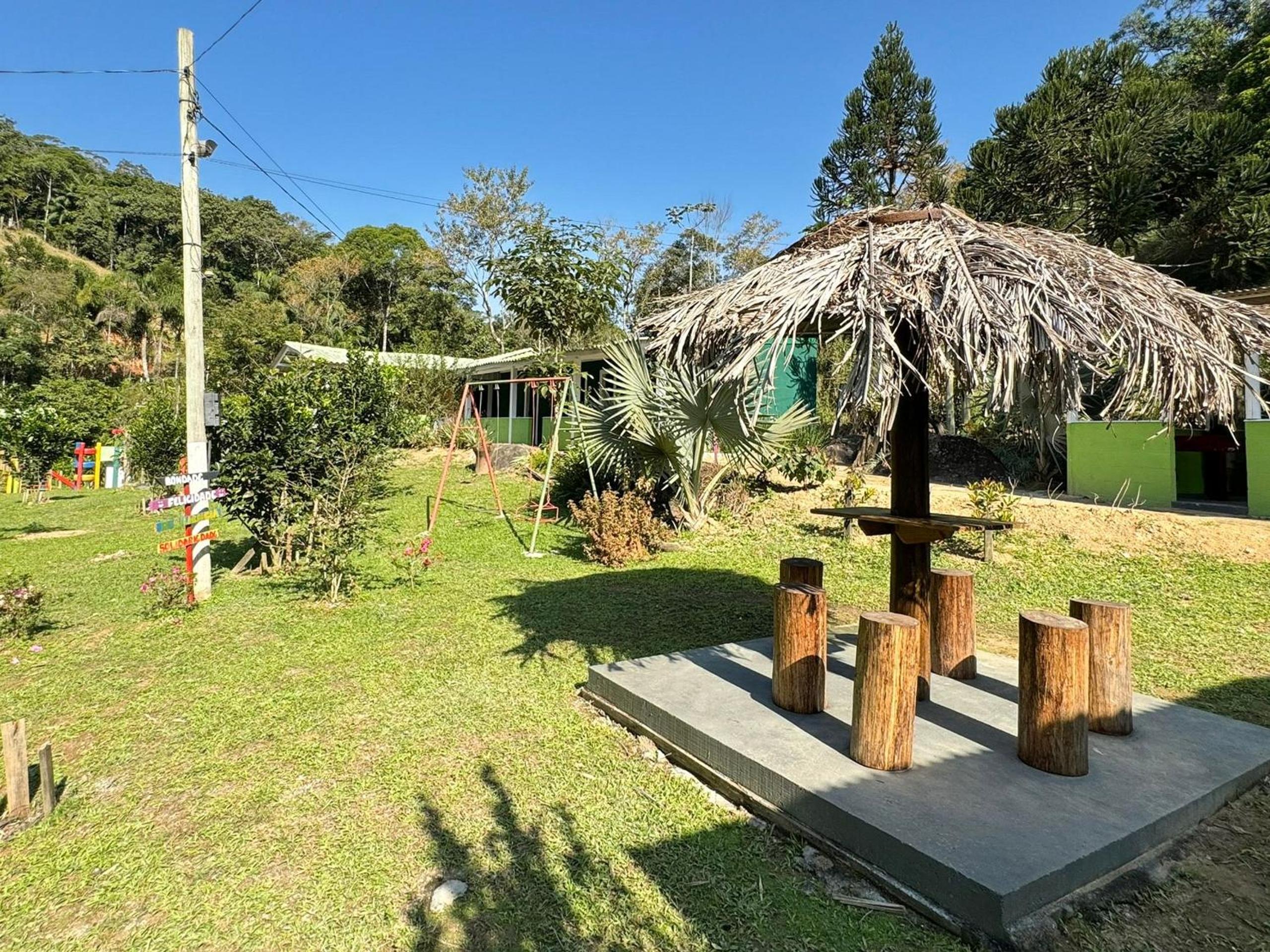 Chácara Bicho Velho em Águas Mornas - SRR001