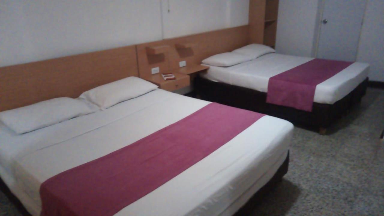 HOTEL del OESTE B&B